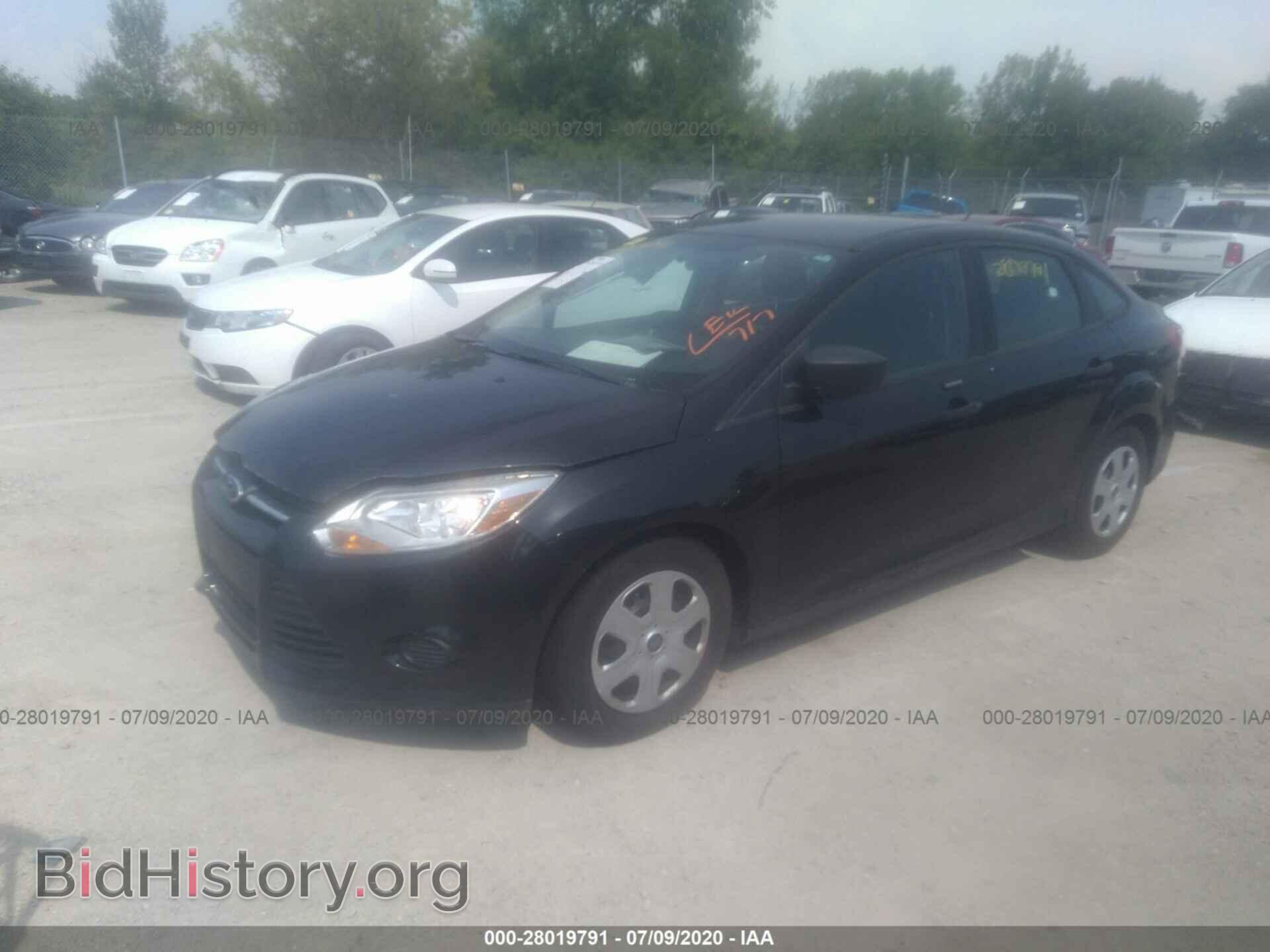 2013 FORD FOCUS - VIN: 1FADP3E29DL149932 - Photo 2
