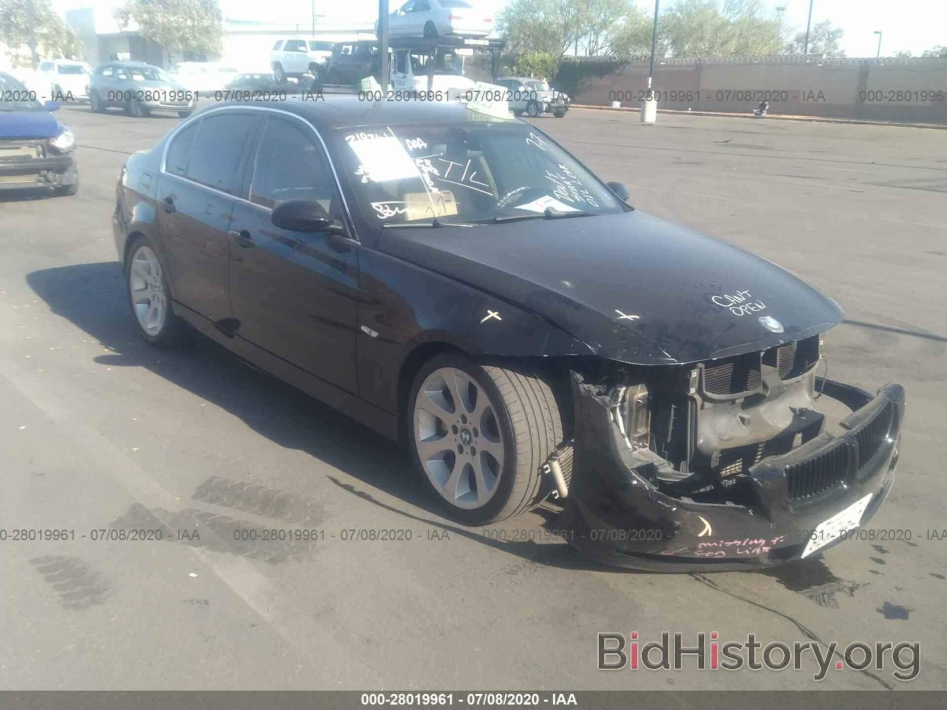 Photo WBAVB77588NH78541 - BMW 335 2008