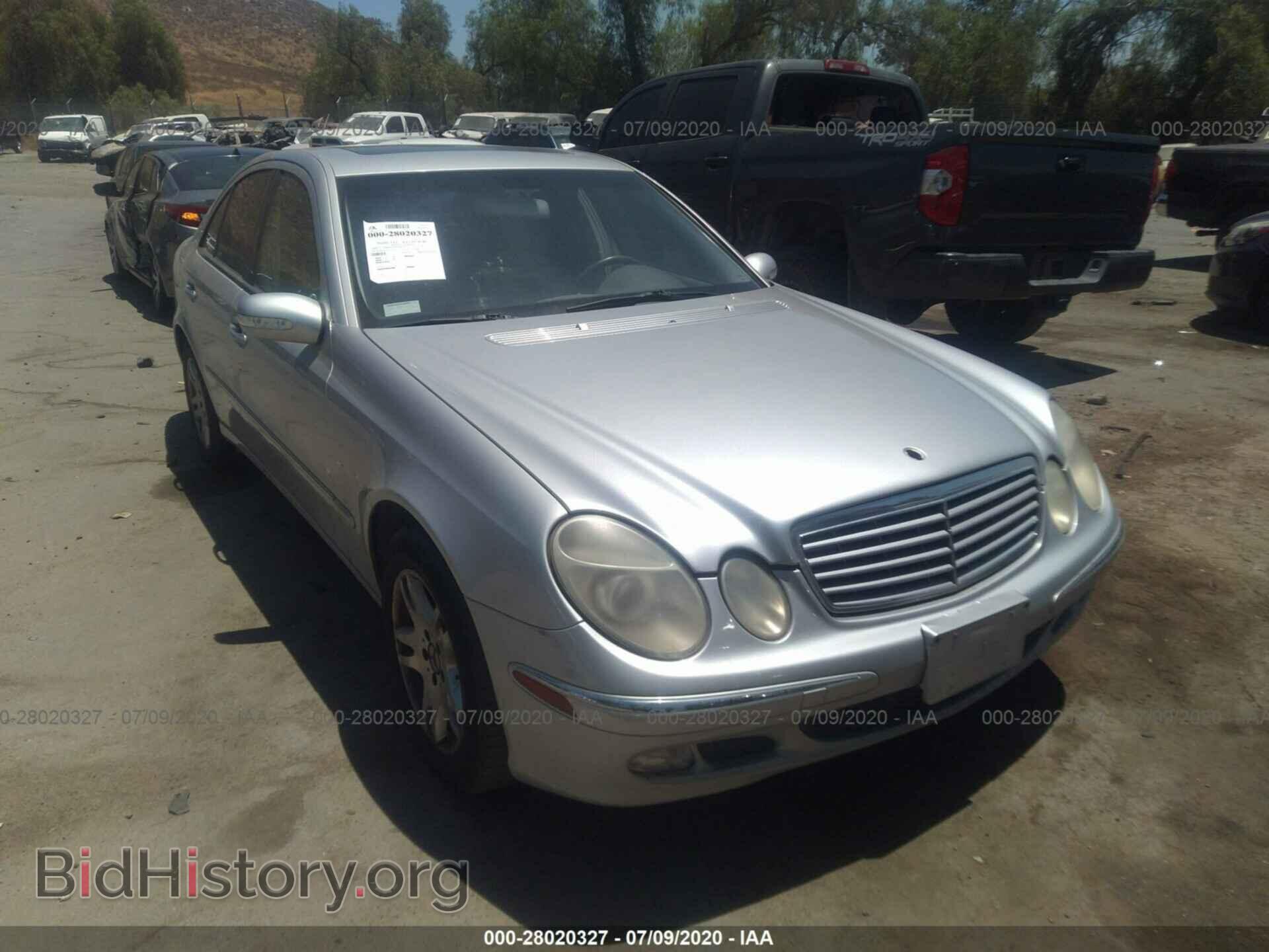Фотография WDBUF65JX3A163577 - MERCEDES-BENZ E-CLASS 2003