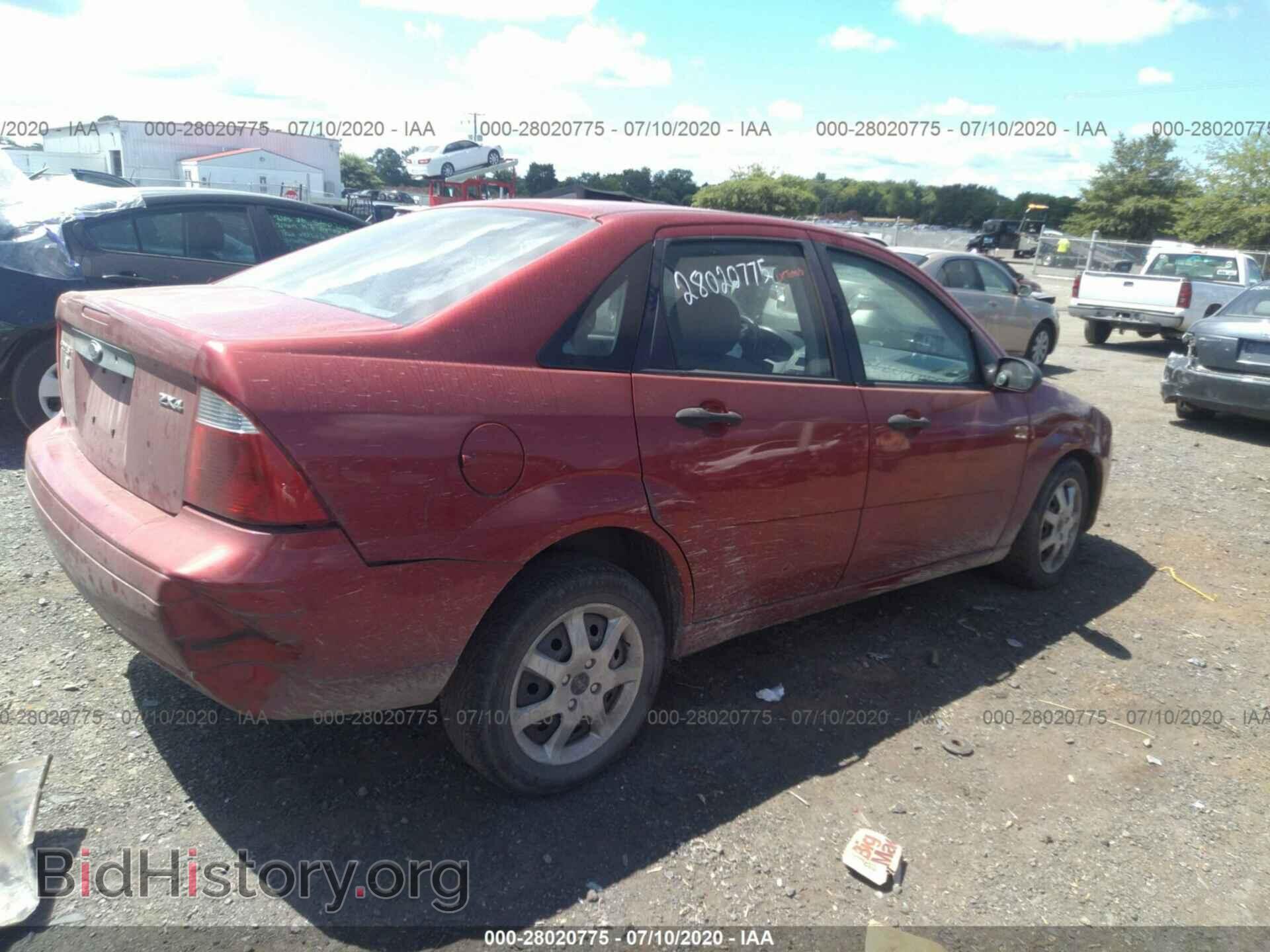 2005 FORD FOCUS - VIN: 1FAFP34N15W206516 - Фото 4