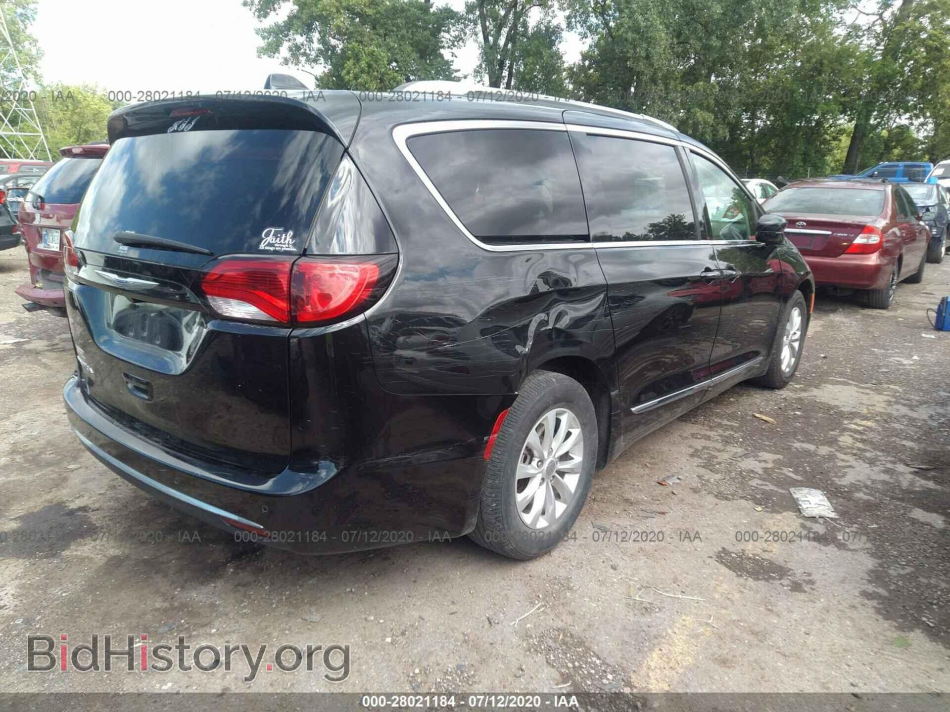 2018 CHRYSLER PACIFICA - VIN: 2C4RC1BG2JR270160 - Фото 4