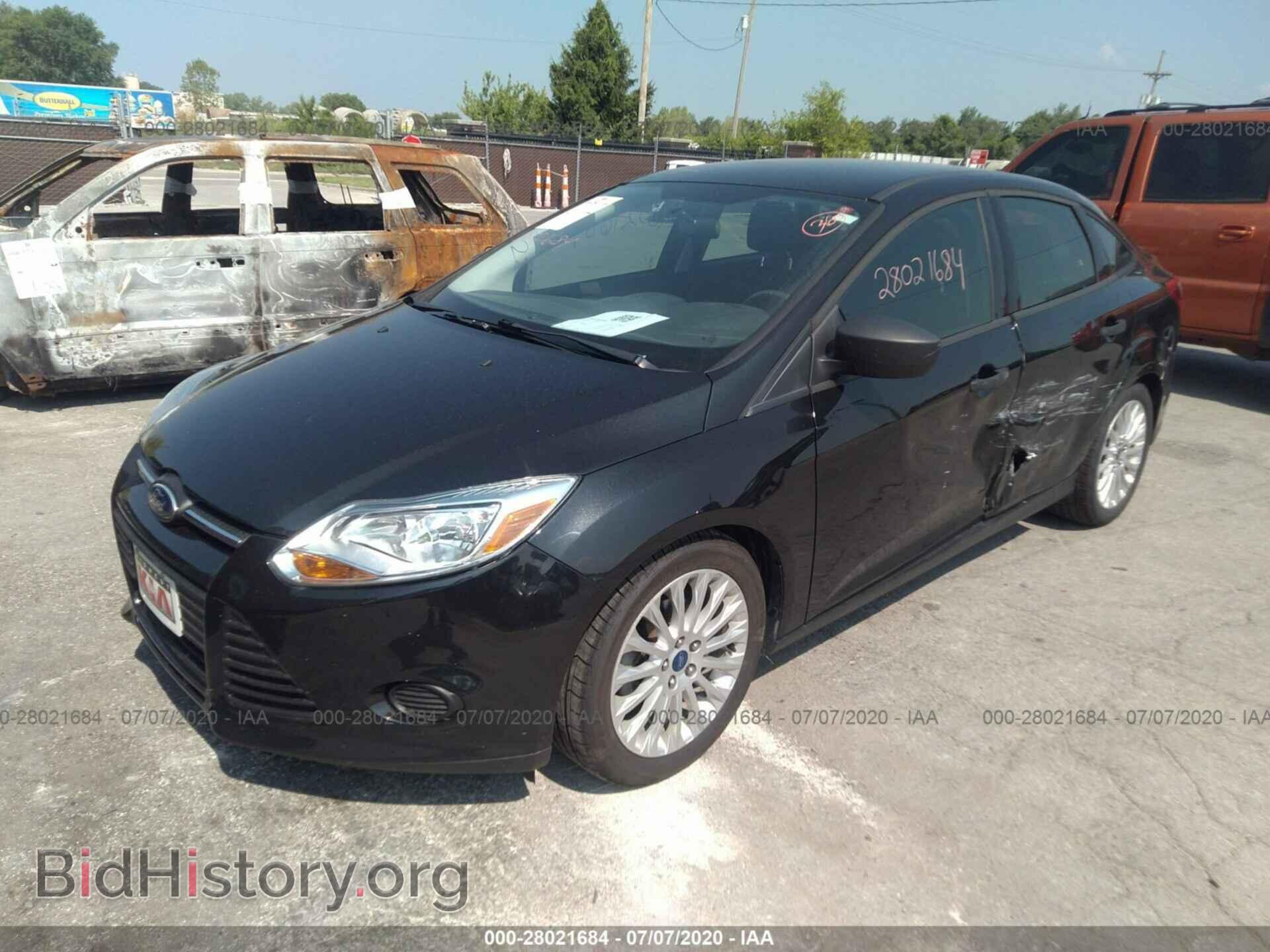 2013 FORD FOCUS - VIN: 1FADP3E20DL163704 - Photo 2