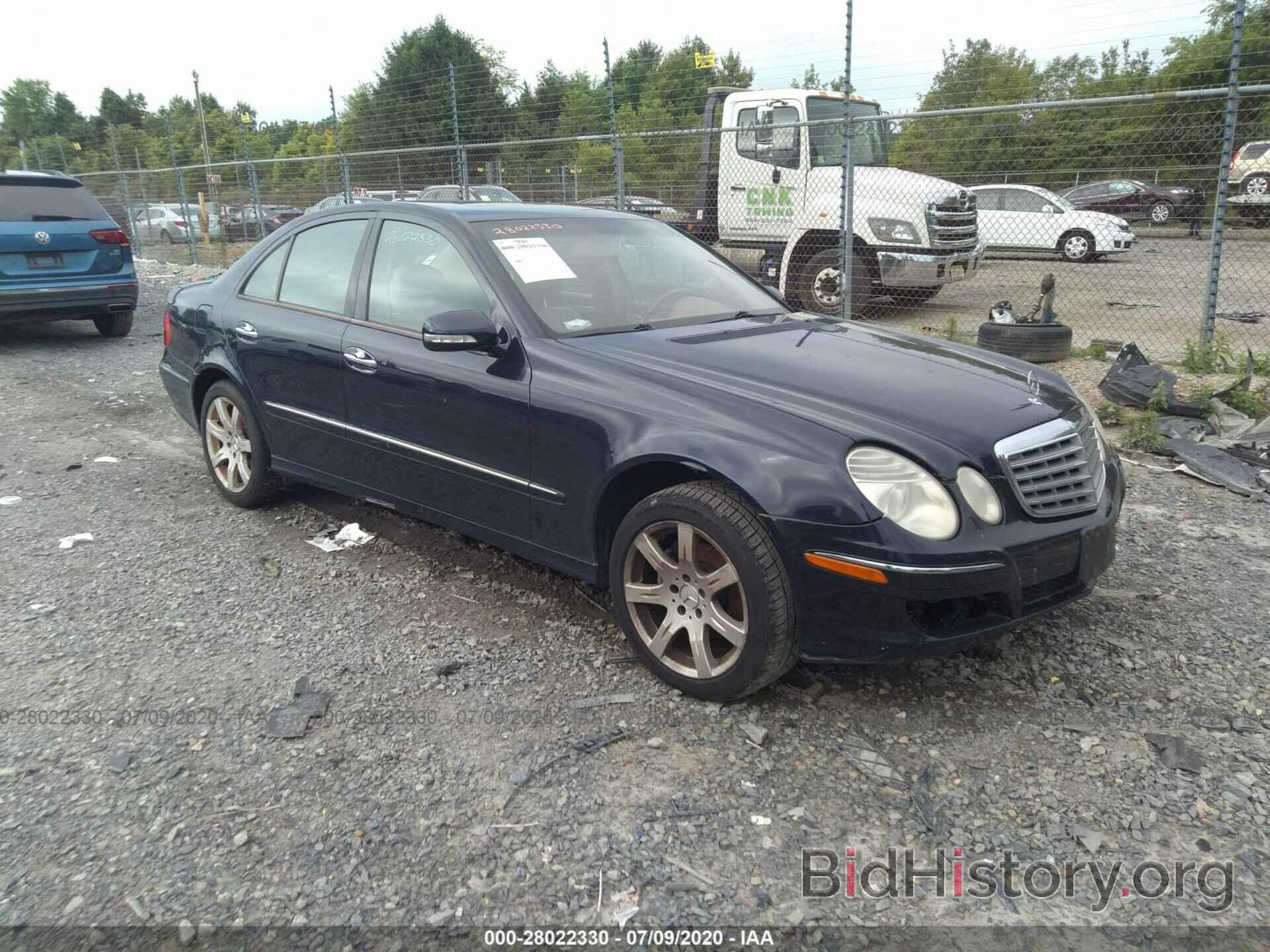 Photo WDBUF56X77B037173 - MERCEDES-BENZ E 2007