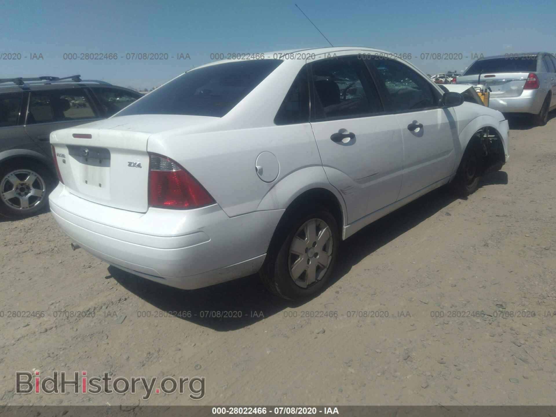 2006 FORD FOCUS - VIN: 1FAFP34N06W173915 - Фото 4