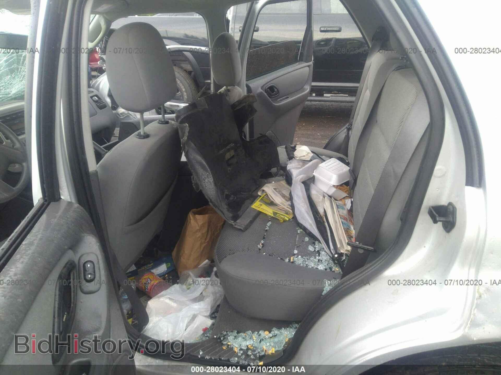 2005 FORD ESCAPE - VIN: 1FMYU03105DA15413 - Фото 8