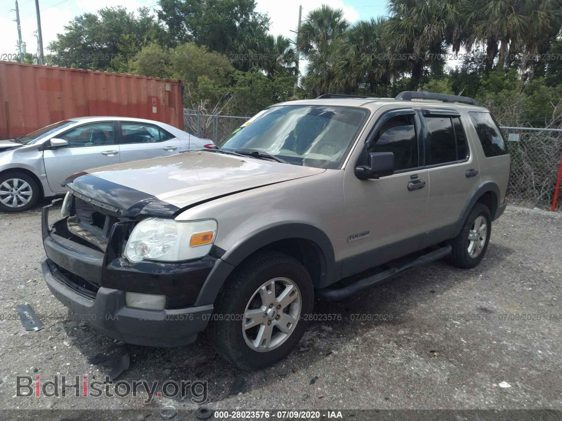 2006 FORD EXPLORER - VIN: 1FMEU63E66UA82916 - Фото 2
