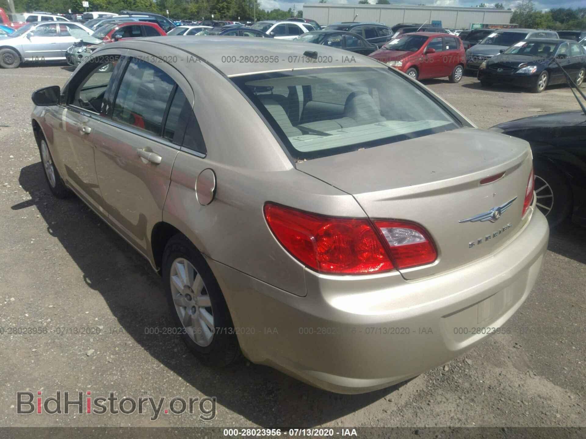 2010 CHRYSLER SEBRING - VIN: 1C3CC4FBXAN190256 - Фото 3