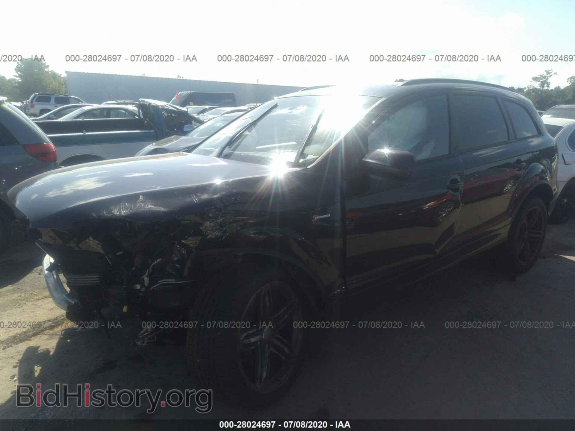 2015 AUDI Q7 - VIN: WA1DGAFE1FD017469 - Фото 2