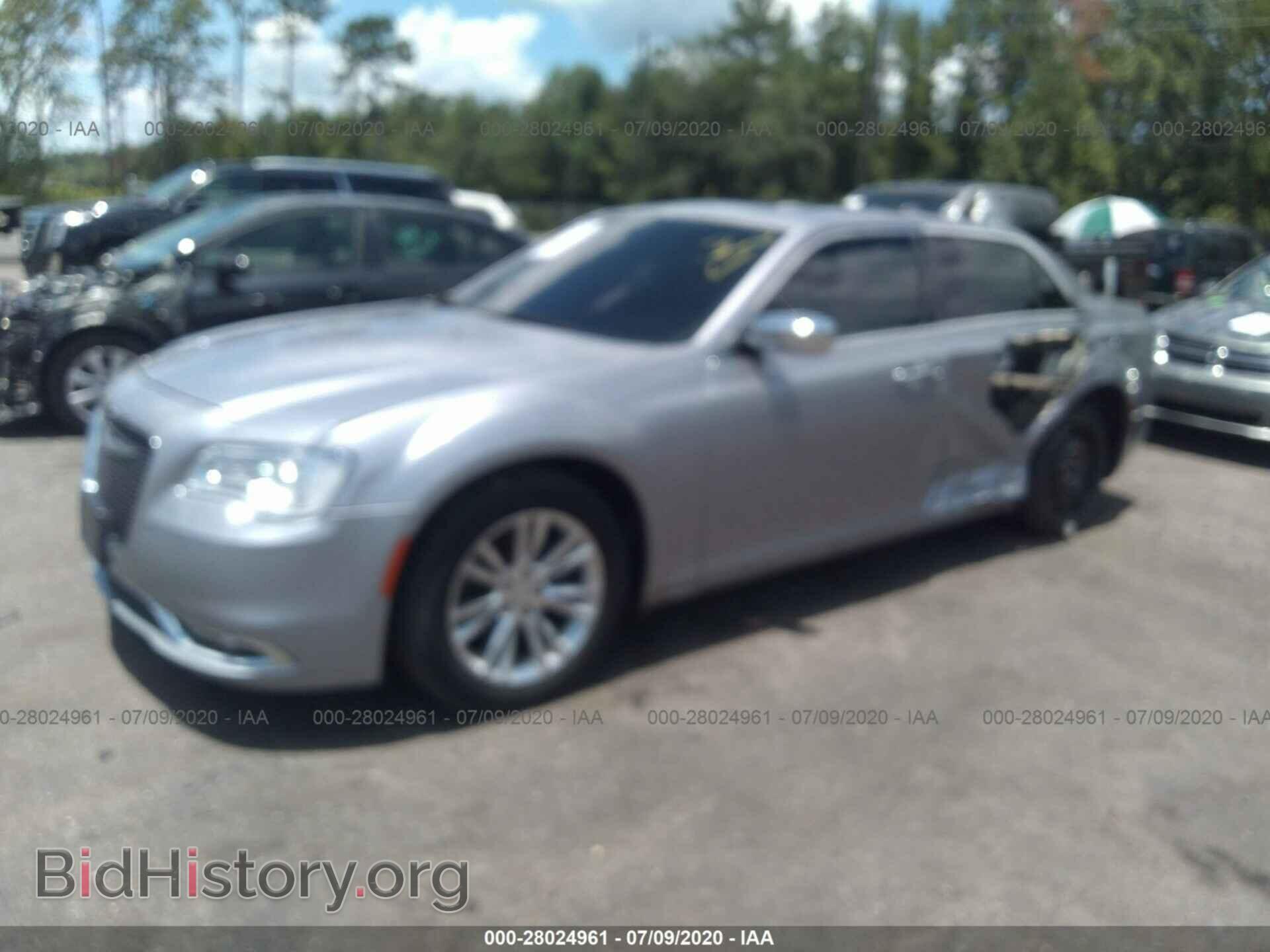 2016 CHRYSLER 300 - VIN: 2C3CCAEG5GH328573 - Фото 2
