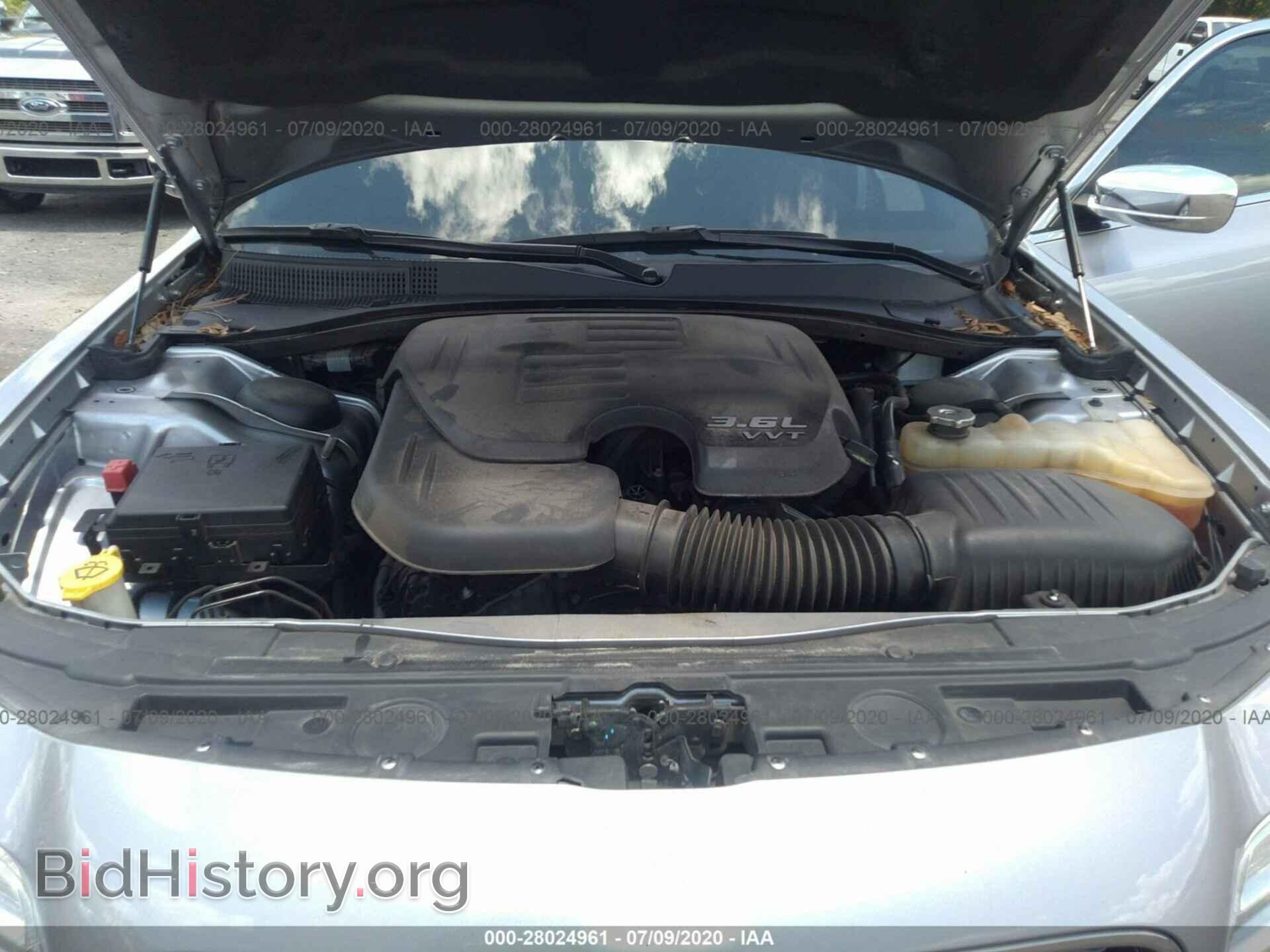 2016 CHRYSLER 300 - VIN: 2C3CCAEG5GH328573 - Фото 10