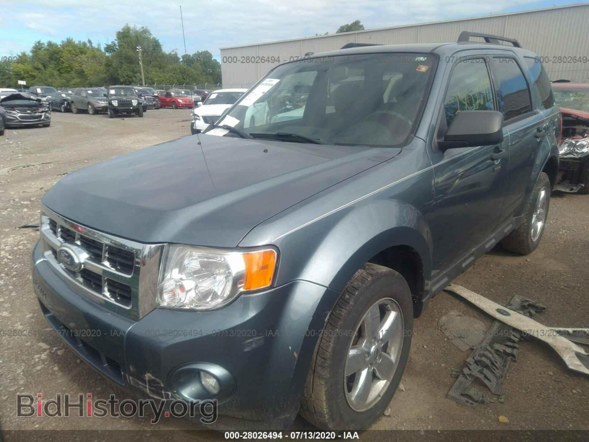 2011 FORD ESCAPE - VIN: 1FMCU0D74BKA37791 - Фото 2