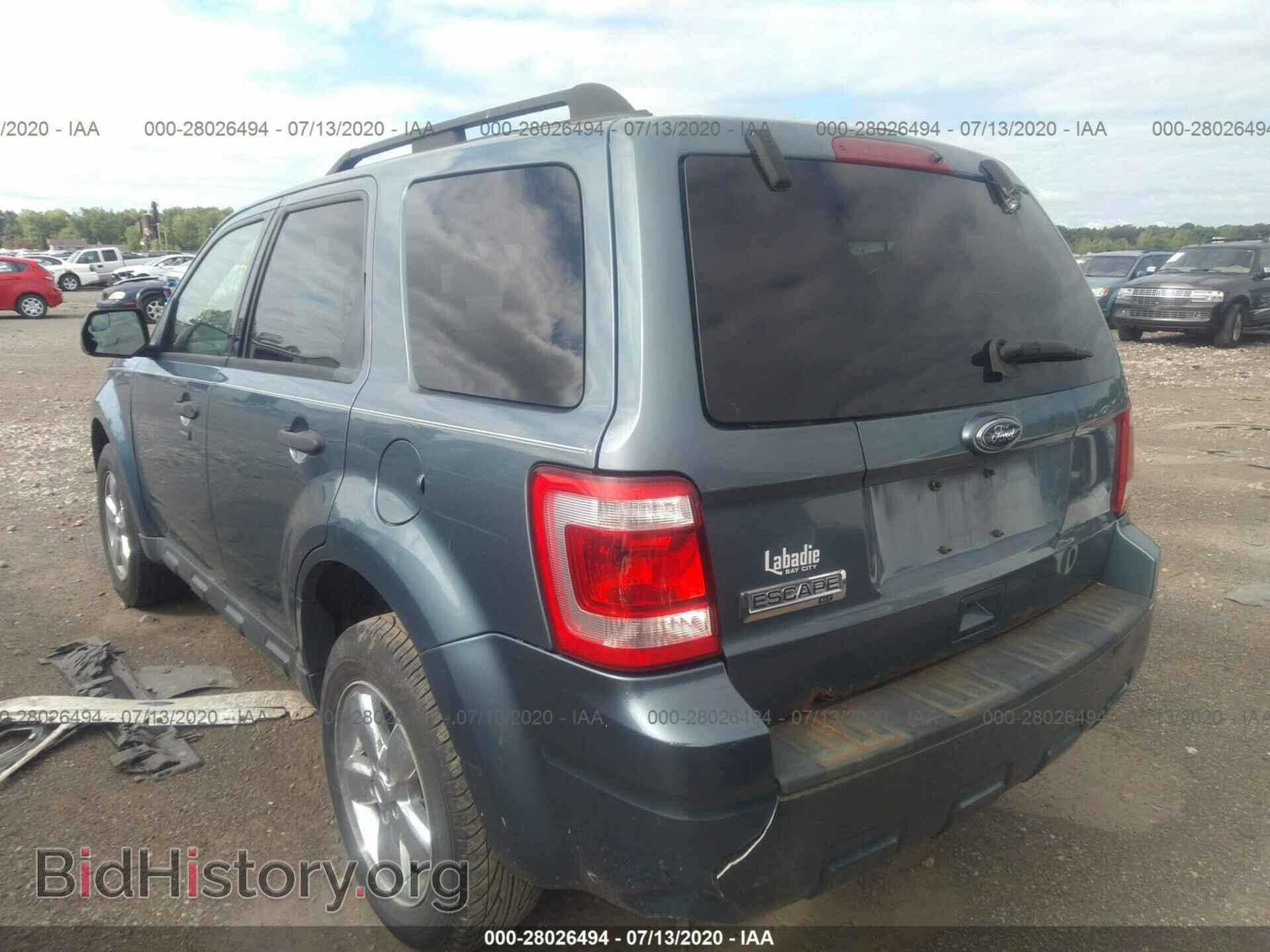2011 FORD ESCAPE - VIN: 1FMCU0D74BKA37791 - Фото 3