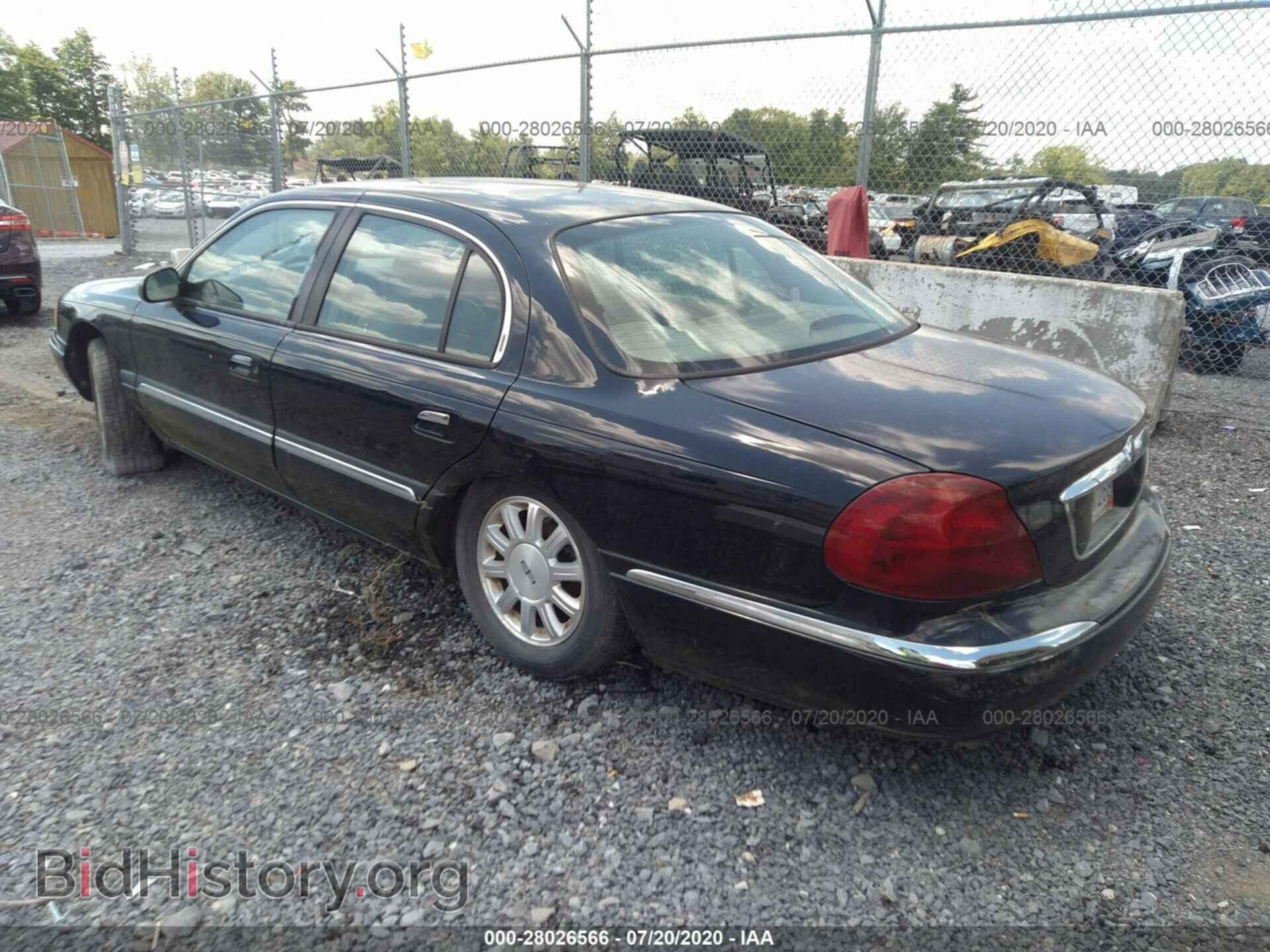 2000 LINCOLN CONTINENTAL - VIN: 1LNHM97V2YY795090 - Фото 3