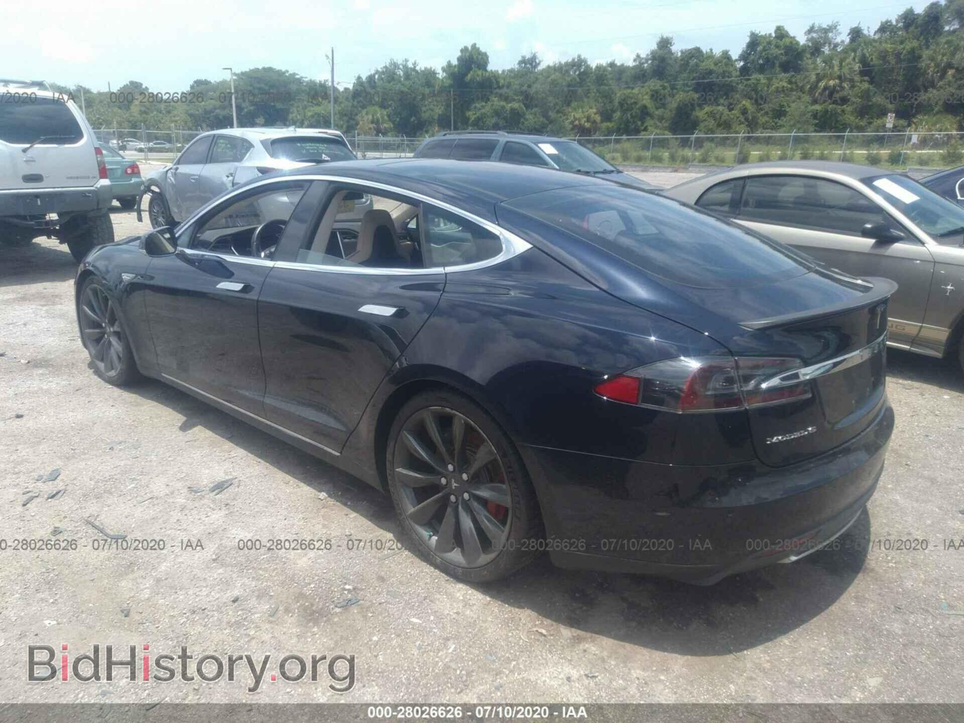 2014 TESLA MODEL S - VIN: 5YJSA1H13EFP30731 - Фото 3