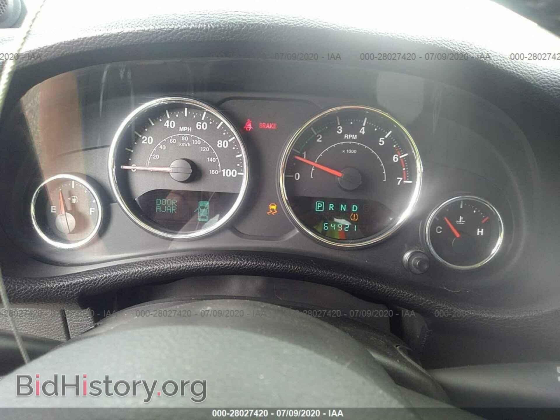 2011 JEEP WRANGLER - VIN: 1J4AA2D17BL636863 - Фото 7