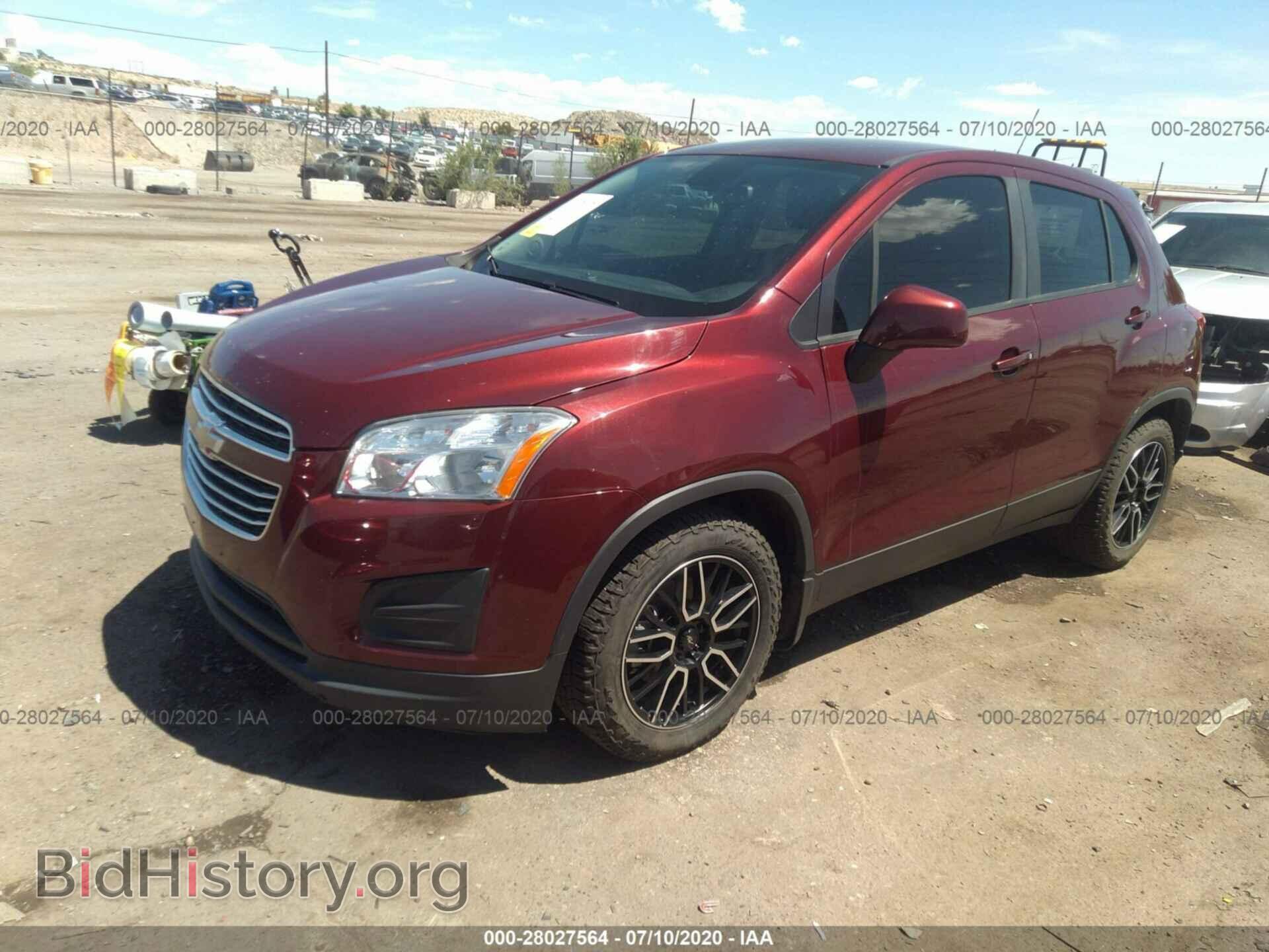2016 CHEVROLET TRAX - VIN: 3GNCJKSB8GL218681 - Фото 2