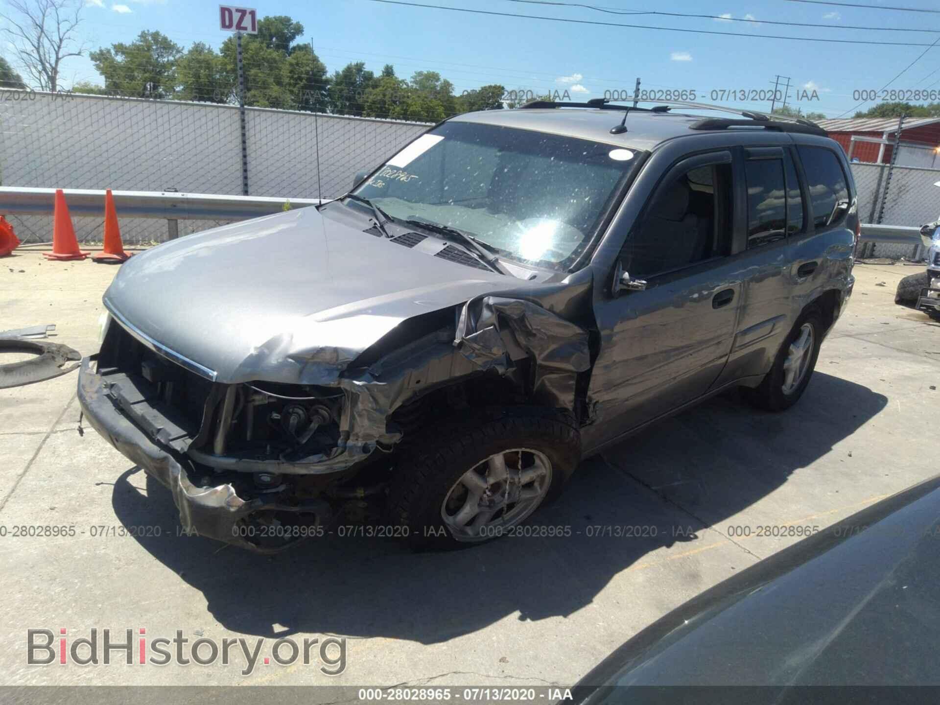 2005 GMC ENVOY - VIN: 1GKDS13S952137968 - Фото 2