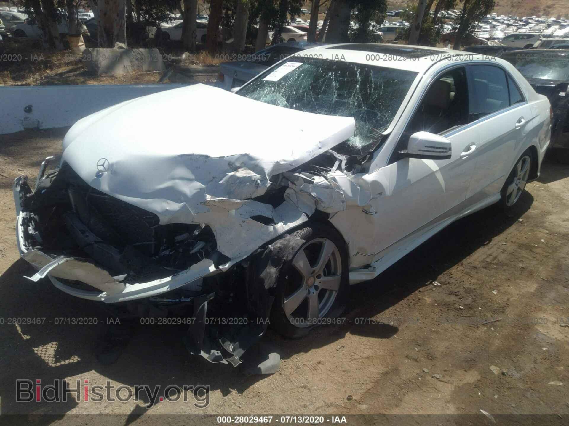 2012 MERCEDES-BENZ E-CLASS - VIN: WDDHF8JB0CA621596 - Фото 2