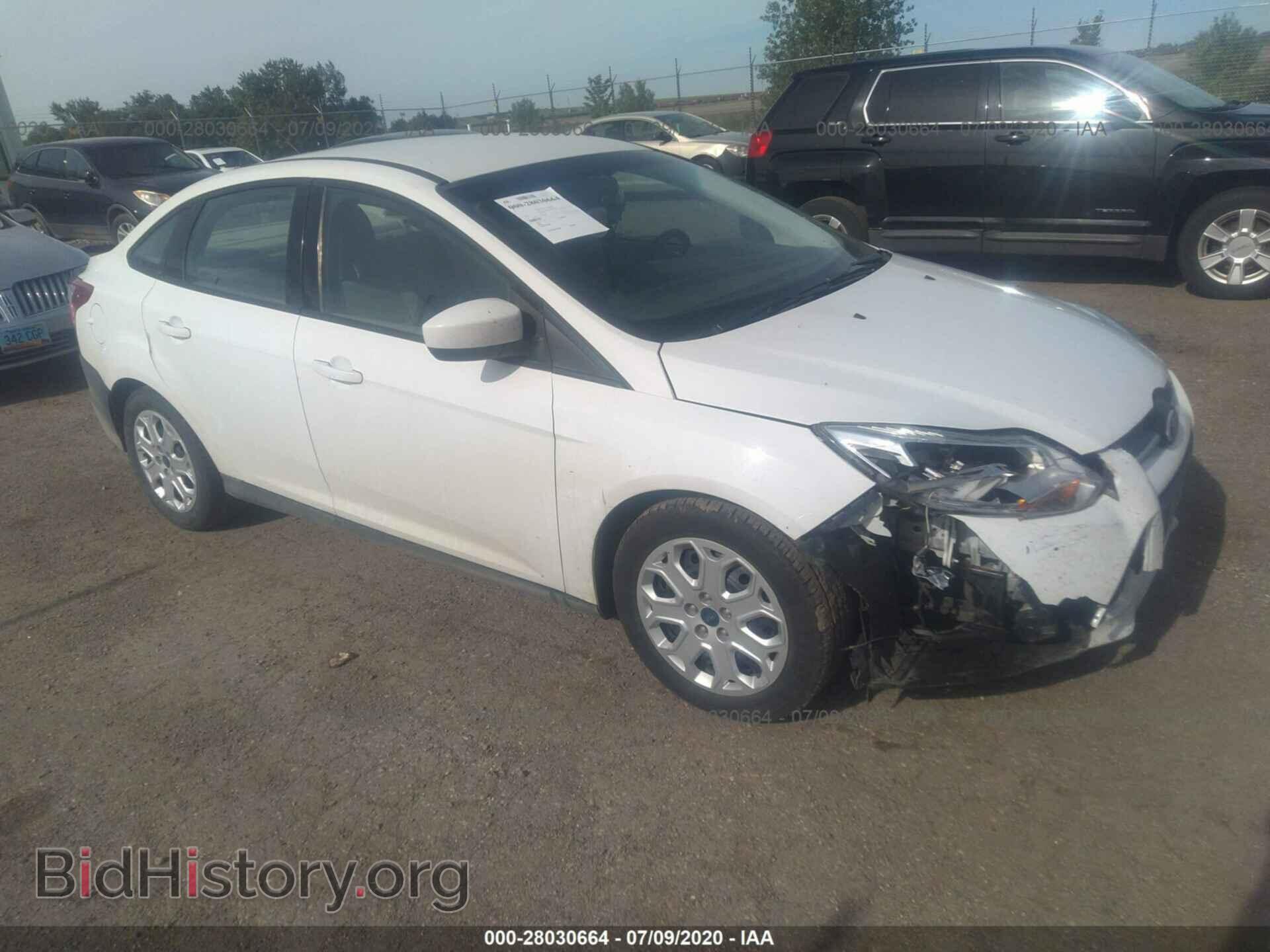 Photo 1FAHP3F25CL451586 - FORD FOCUS 2012