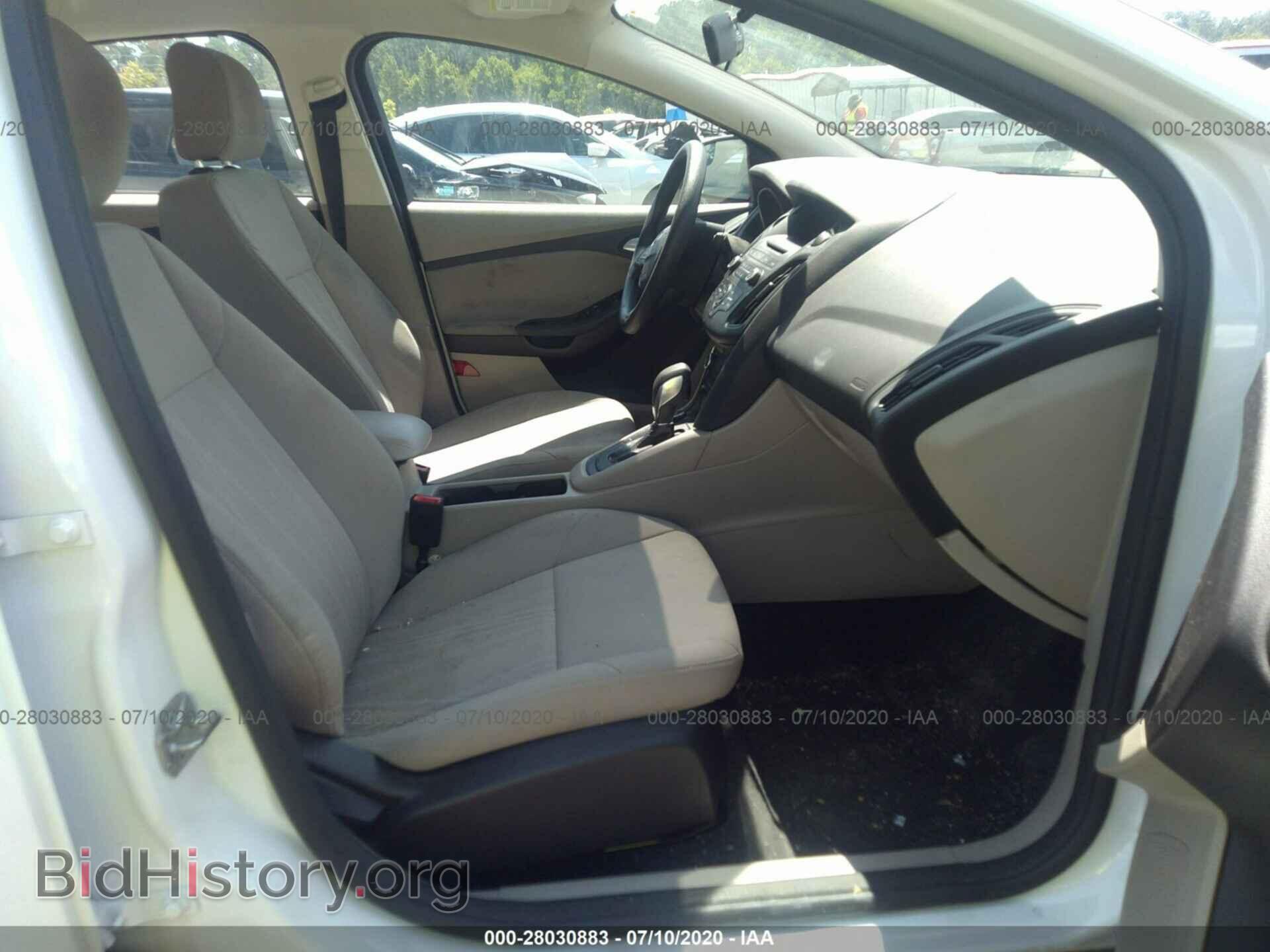 2017 FORD FOCUS - VIN: 1FADP3F26HL228012 - Photo 5