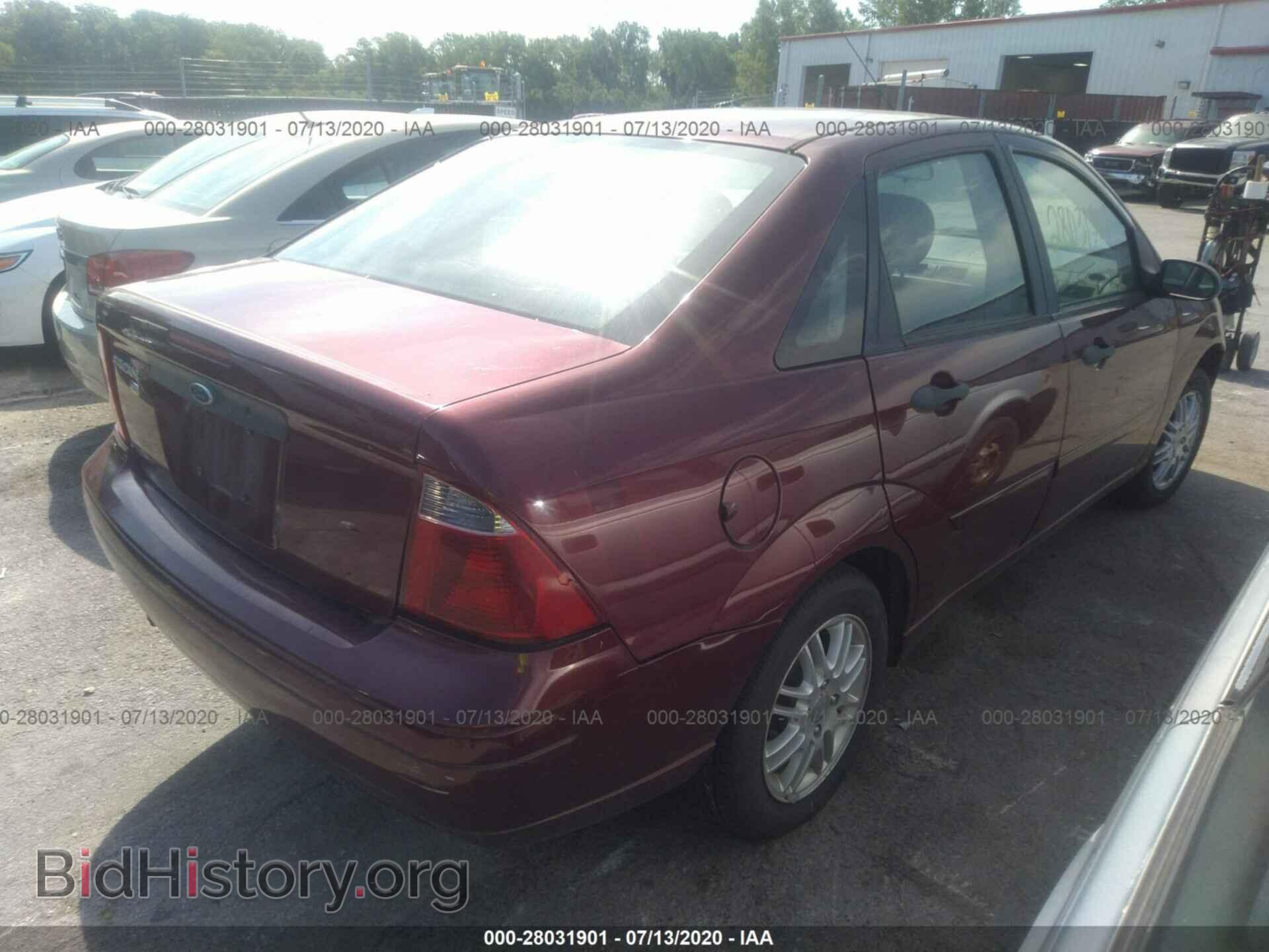 2007 FORD FOCUS - VIN: 1FAFP34N17W123798 - Фото 4