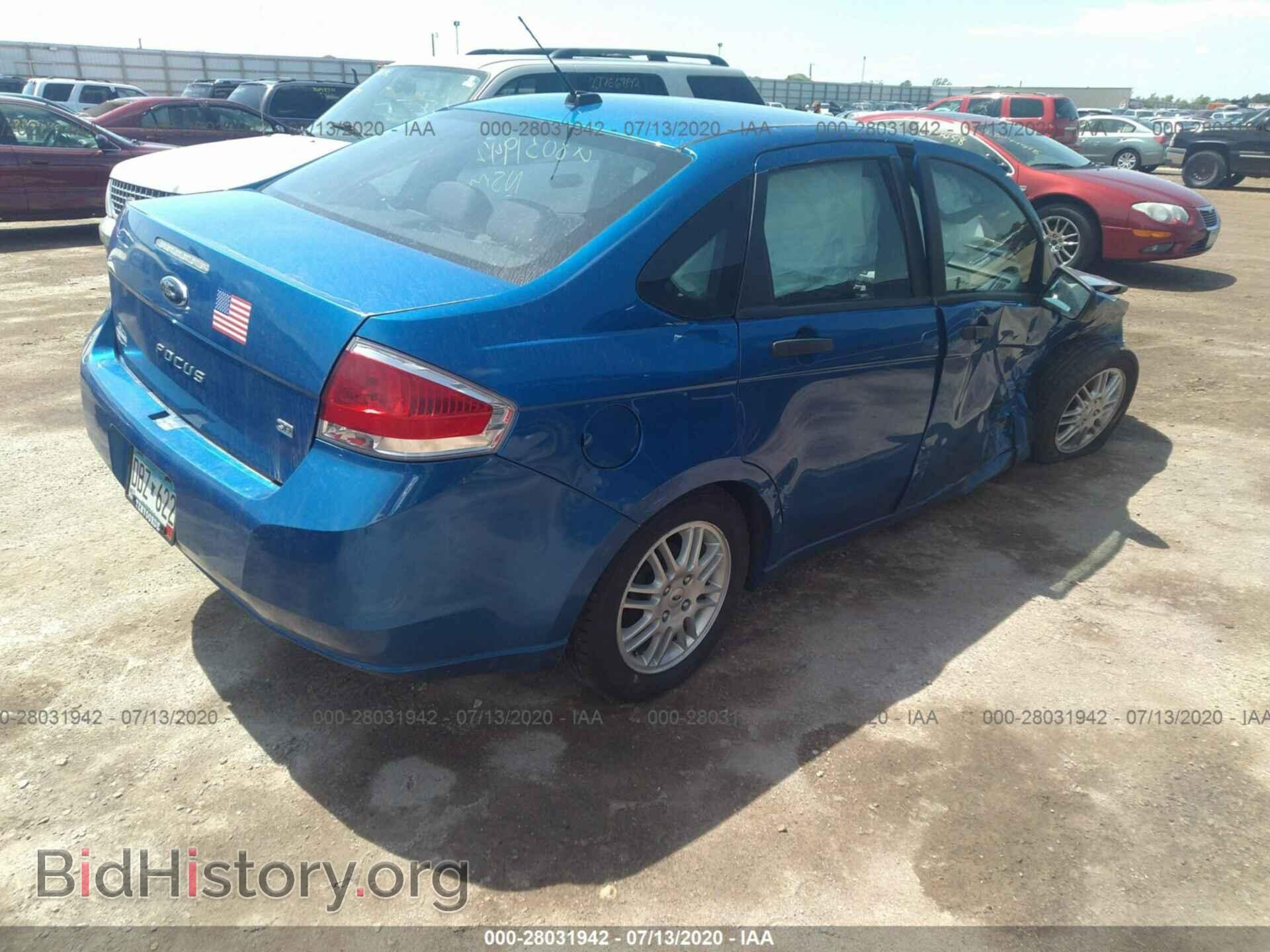2011 FORD FOCUS - VIN: 1FAHP3FN5BW106985 - Photo 4