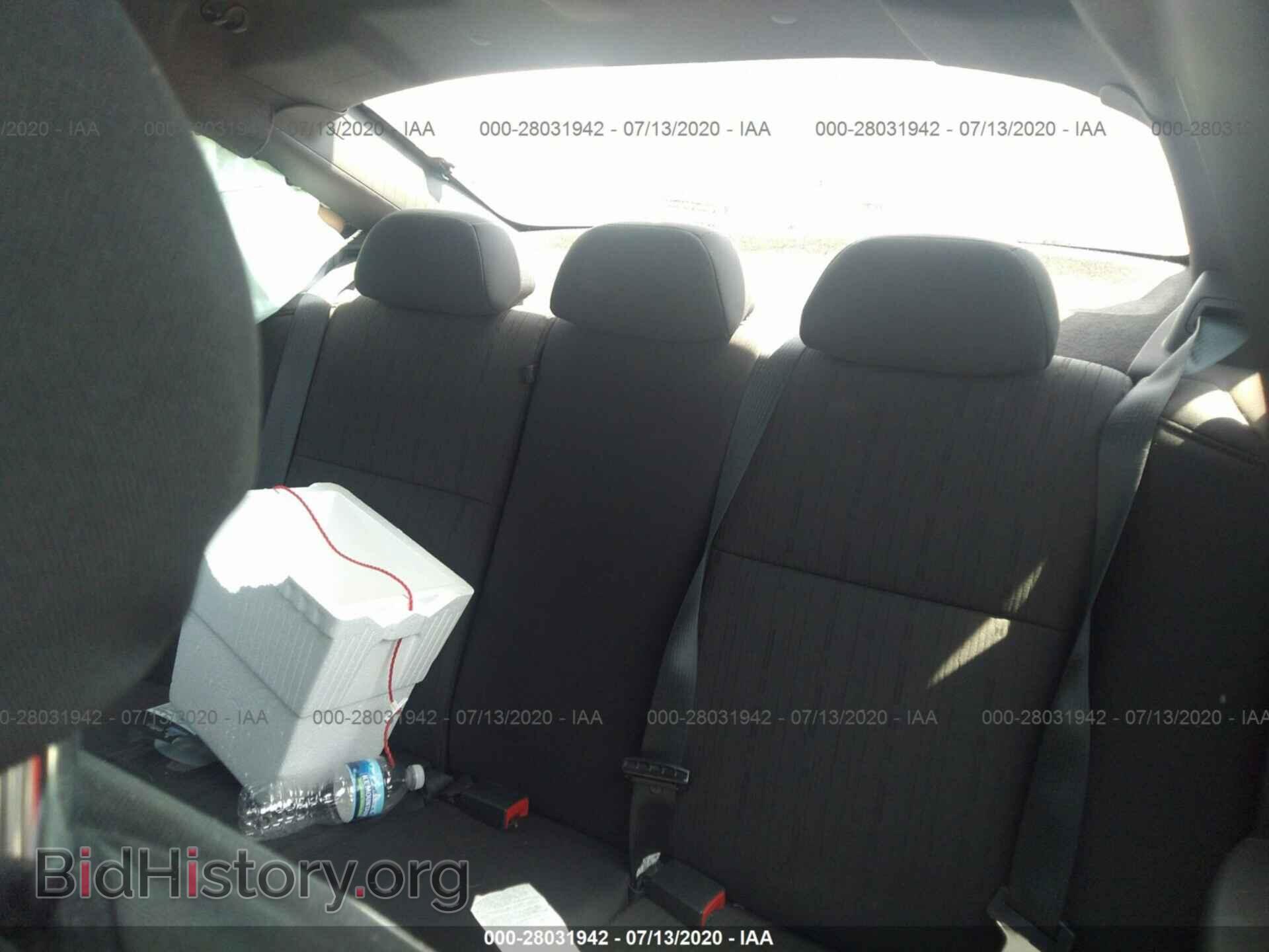 2011 FORD FOCUS - VIN: 1FAHP3FN5BW106985 - Photo 8
