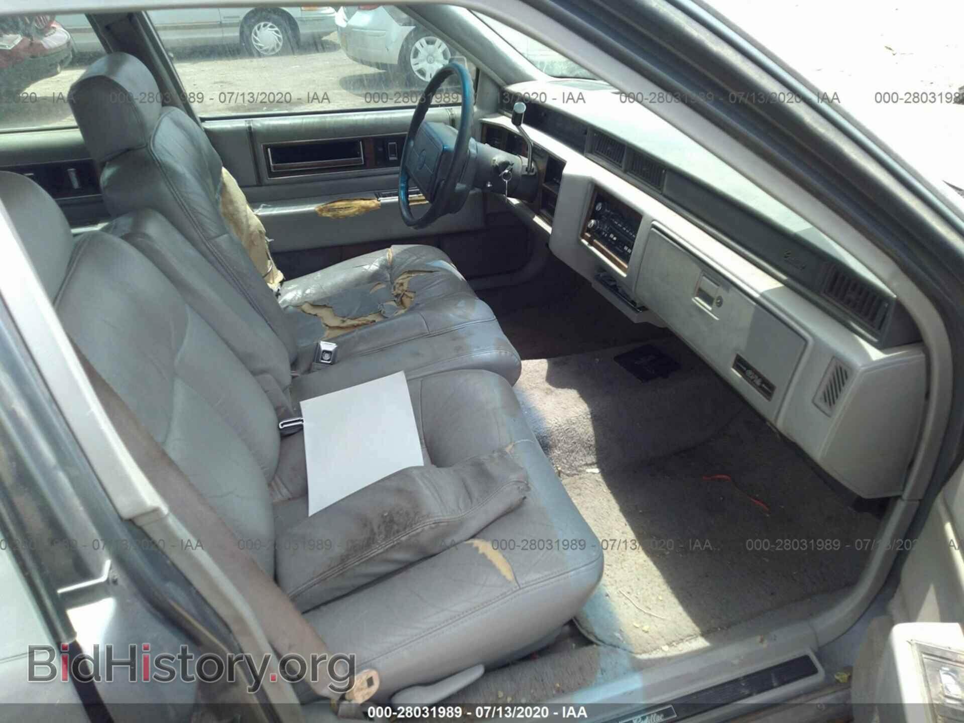 1993 CADILLAC DEVILLE - VIN: 1G6CD53B8P4206992 - Photo 5