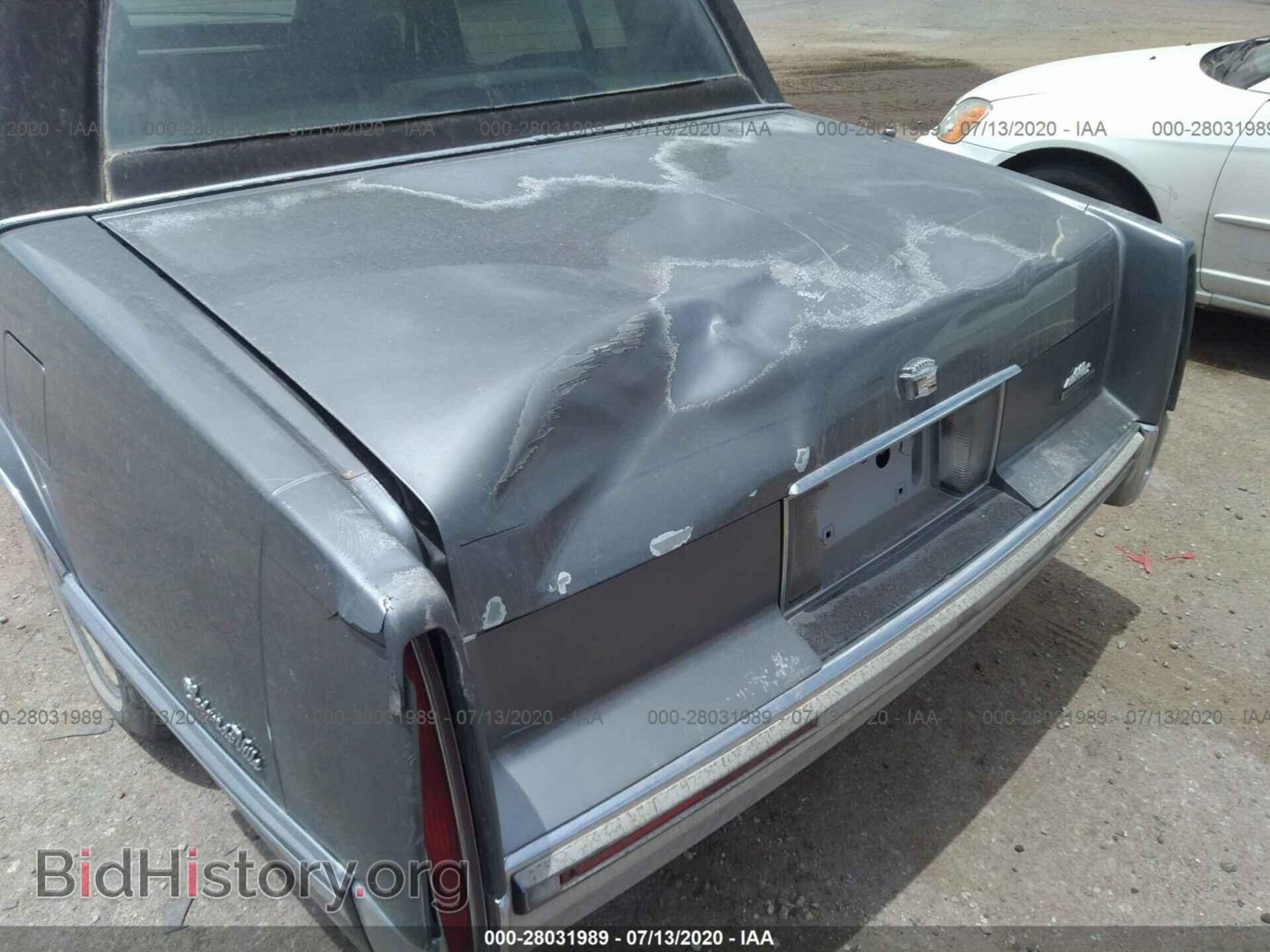 1993 CADILLAC DEVILLE - VIN: 1G6CD53B8P4206992 - Photo 6