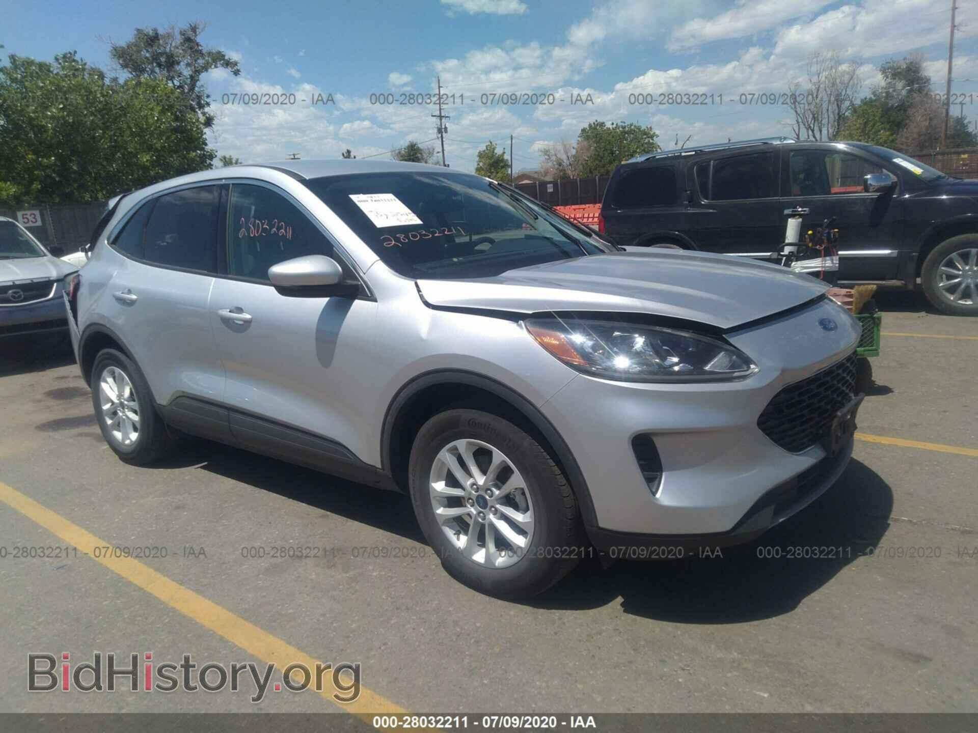 Photo 1FMCU9G69LUA14360 - FORD ESCAPE 2020