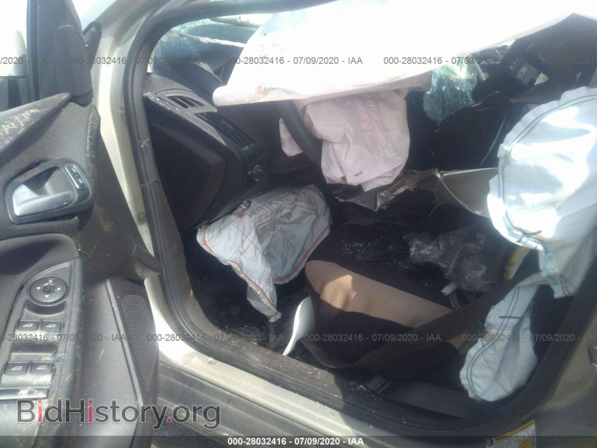 2016 FORD FOCUS - VIN: 1FADP3F2XGL282508 - Photo 5