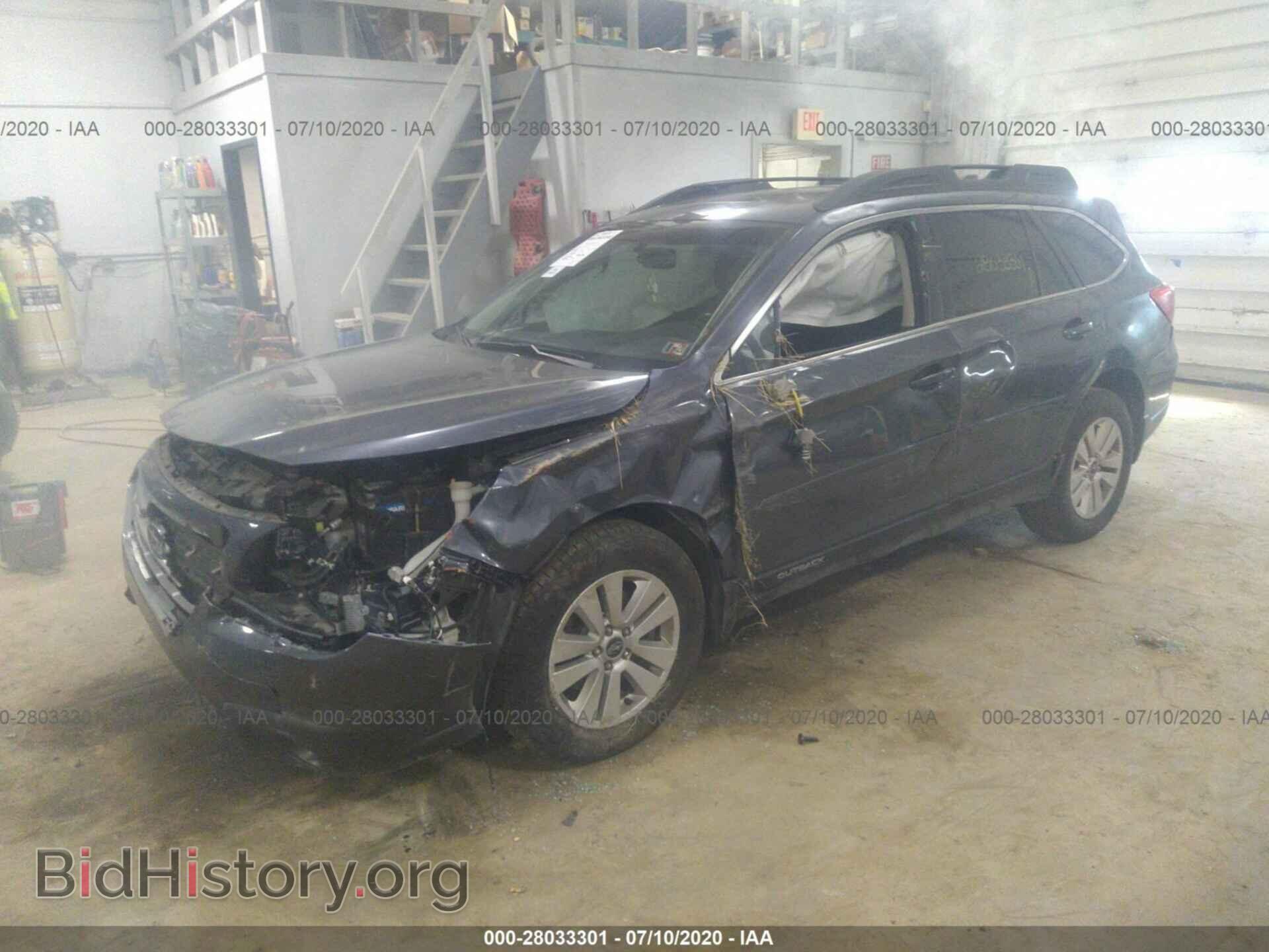 2017 SUBARU OUTBACK - VIN: 4S4BSADC6H3417173 - Фото 2