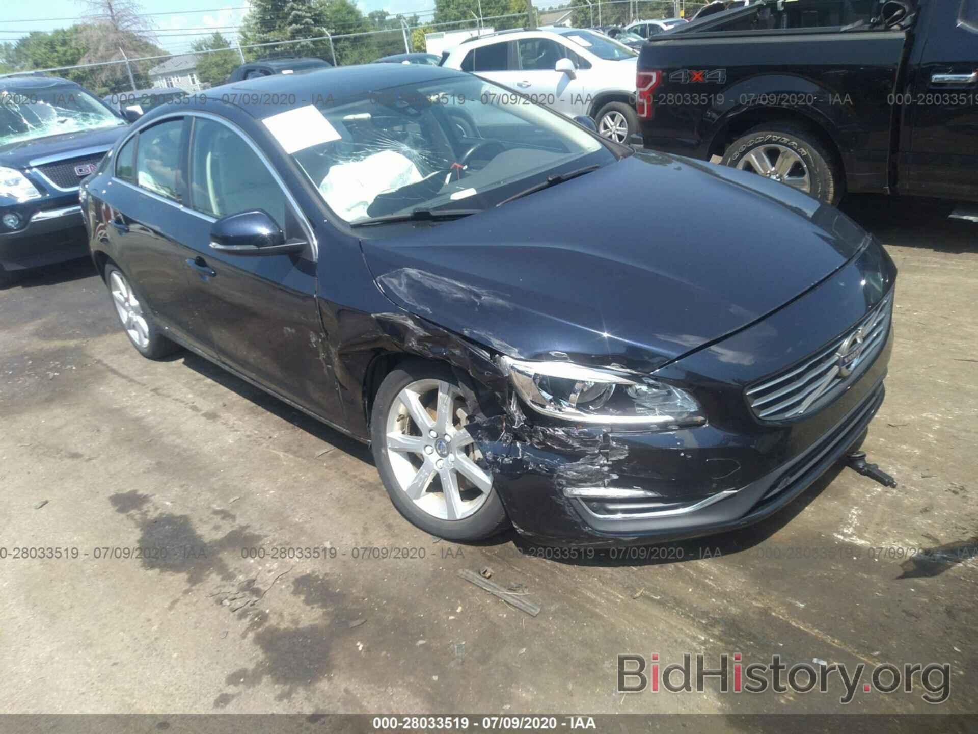 Photo YV1612TK4G2407537 - VOLVO S60 2016