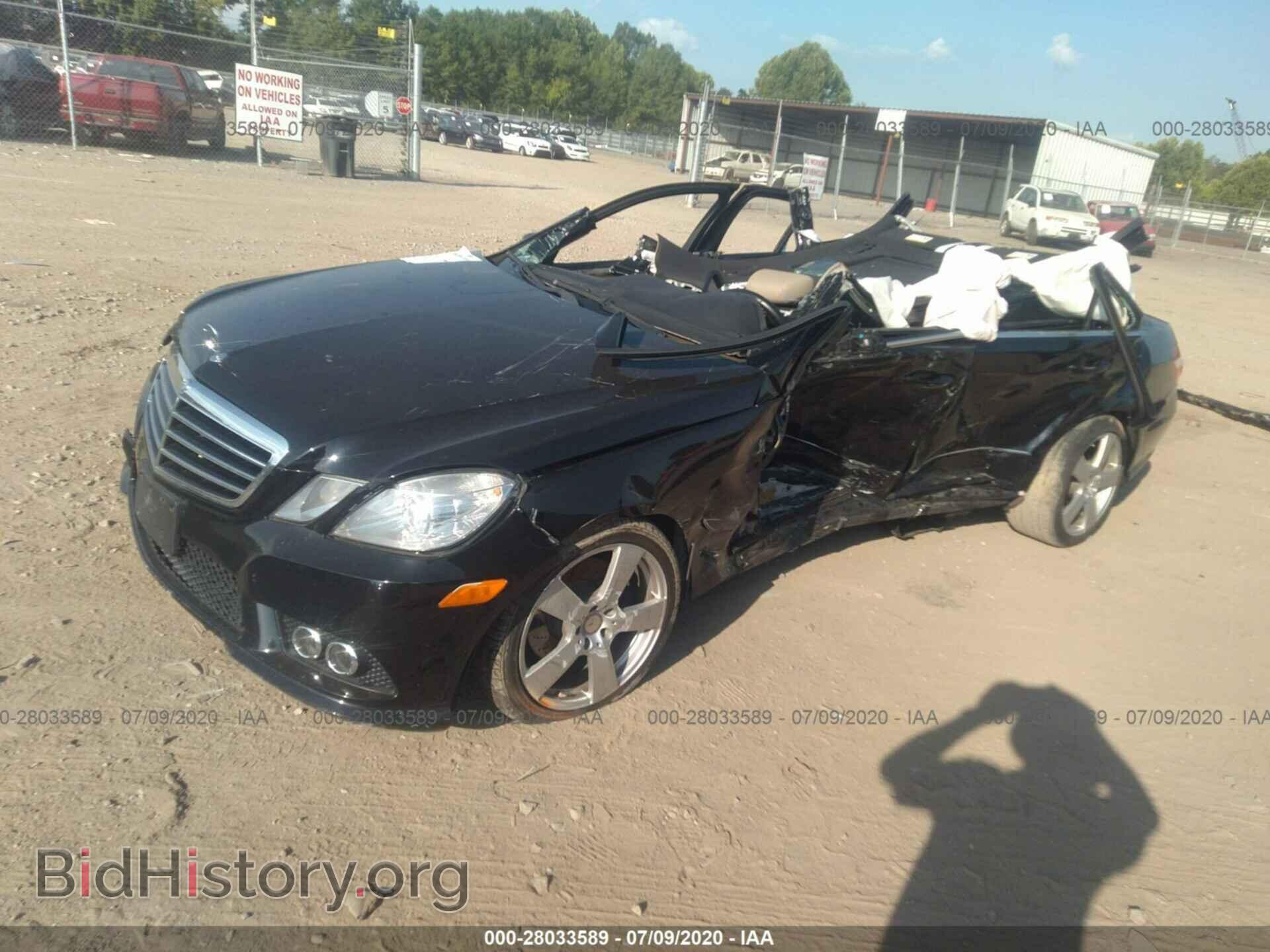 2010 MERCEDES-BENZ E-CLASS - VIN: WDDHF8HB4AA165721 - Фото 2