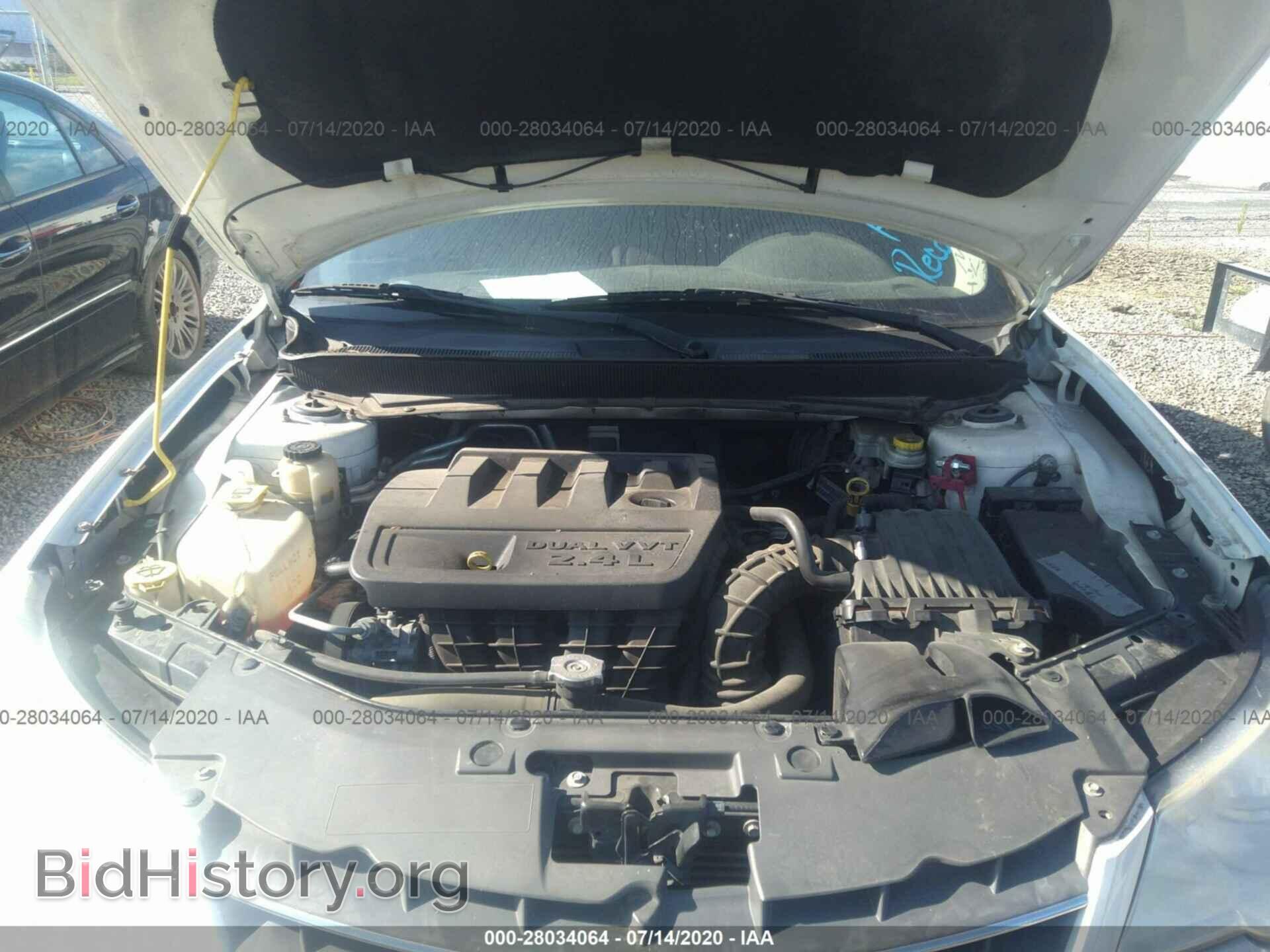 2010 CHRYSLER SEBRING - VIN: 1C3CC4FB4AN180855 - Фото 10