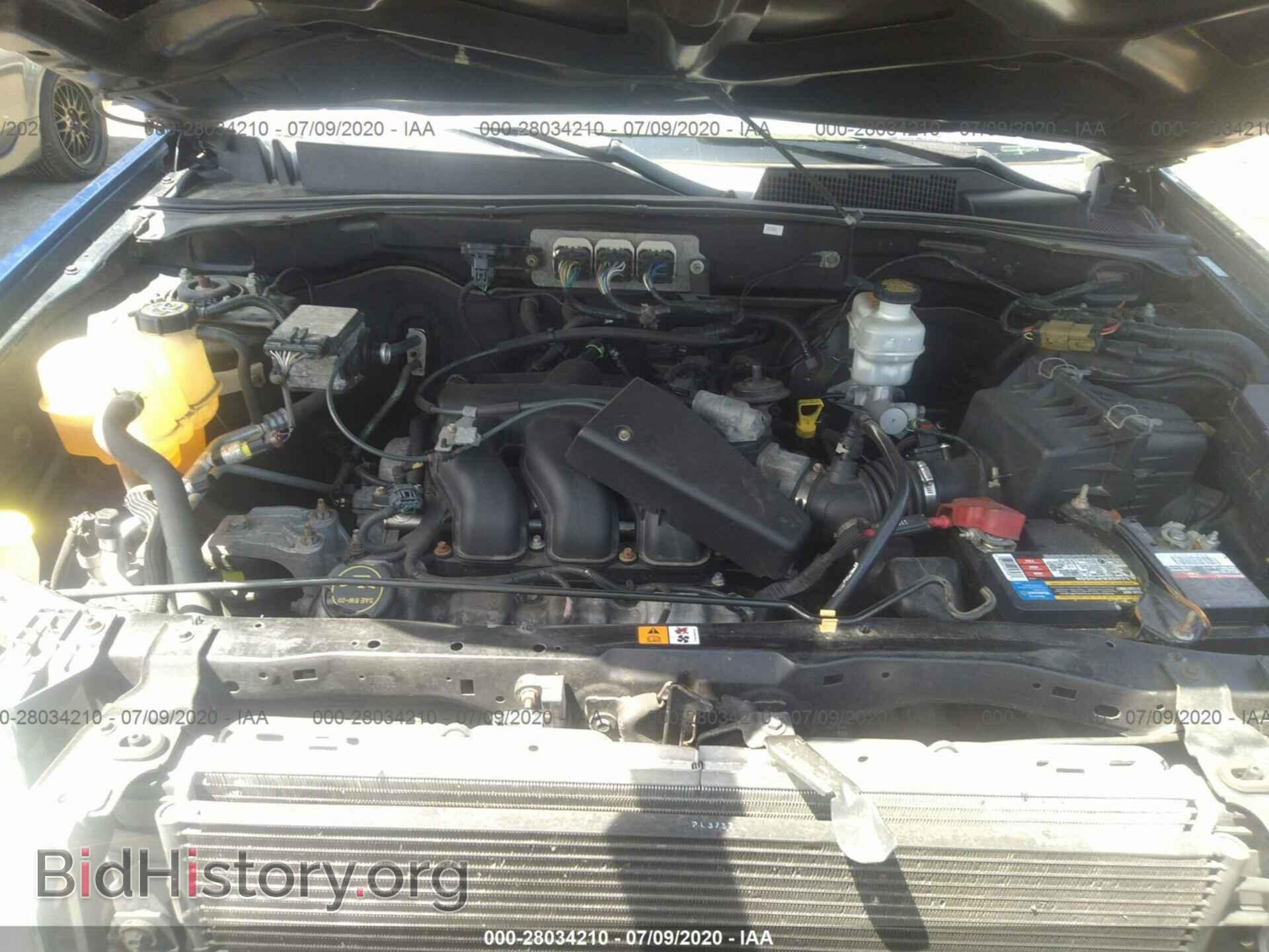 2008 FORD ESCAPE - VIN: 1FMCU93158KB68643 - Фото 10