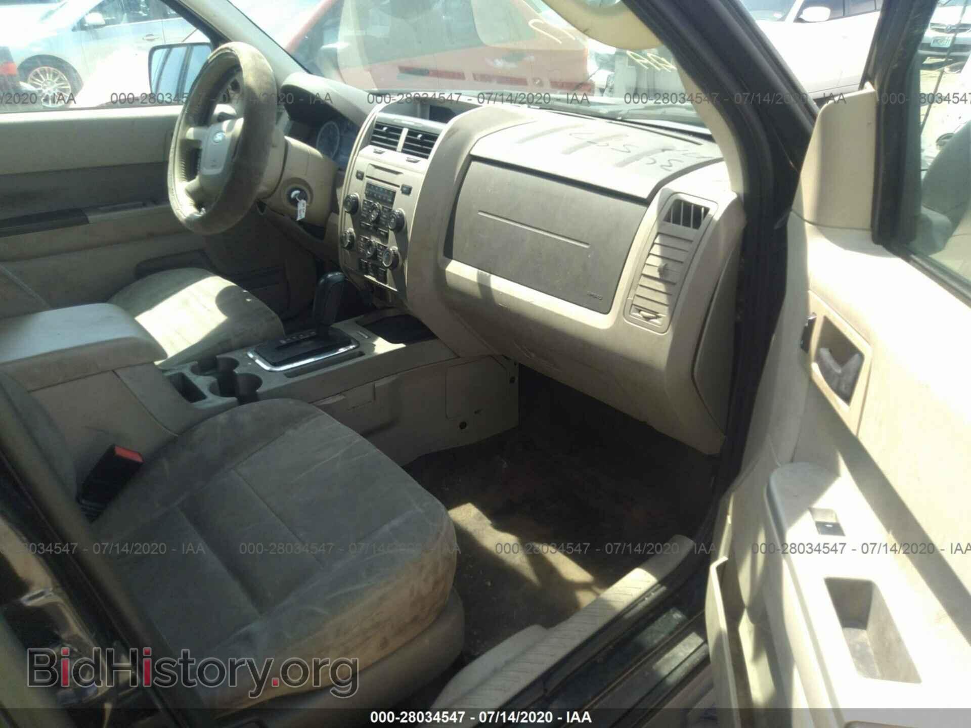 2011 FORD ESCAPE - VIN: 1FMCU0DGXBKB83063 - Фото 5