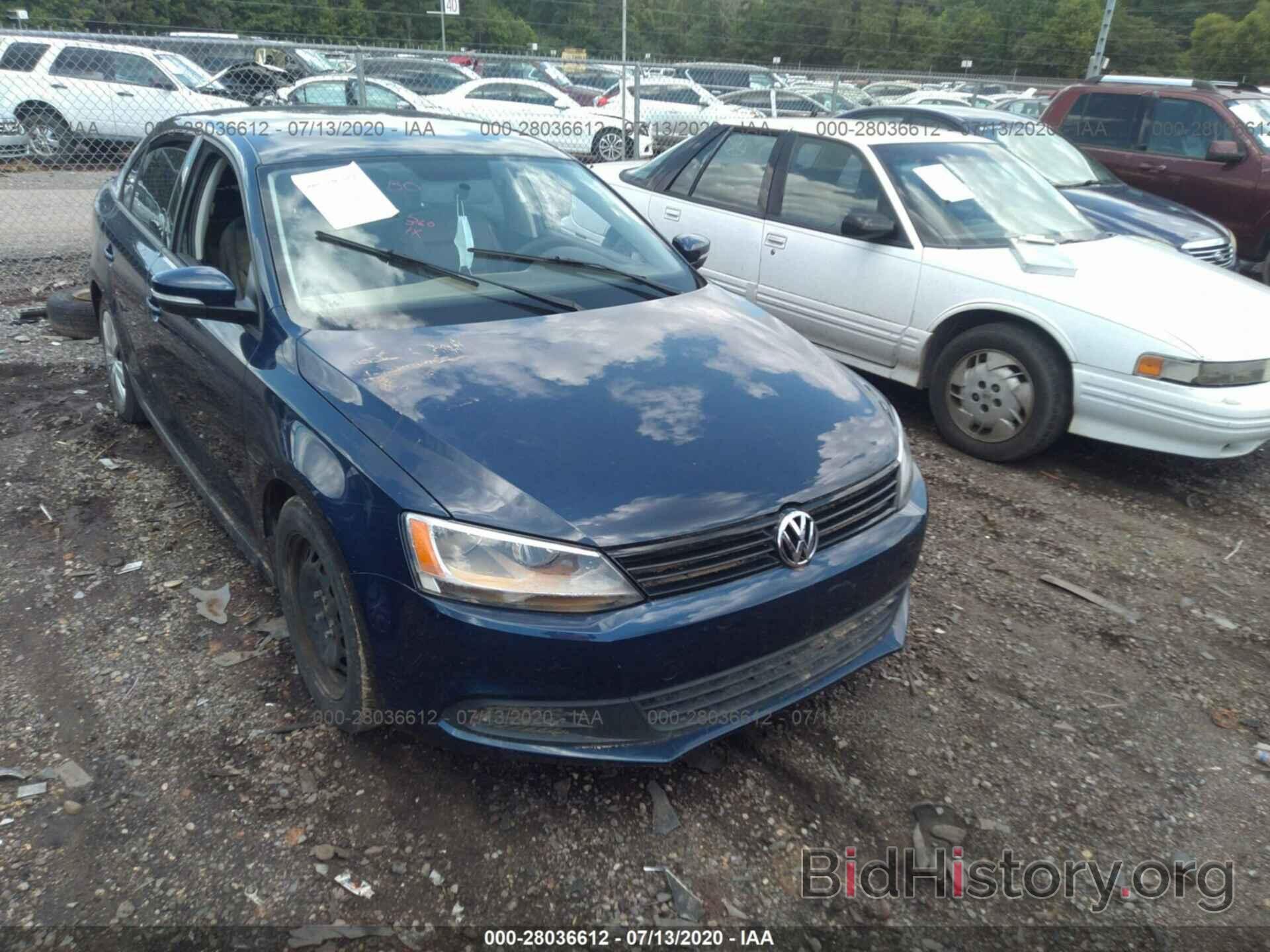 Фотография 3VWB17AJ9EM426907 - VOLKSWAGEN JETTA SEDAN 2014