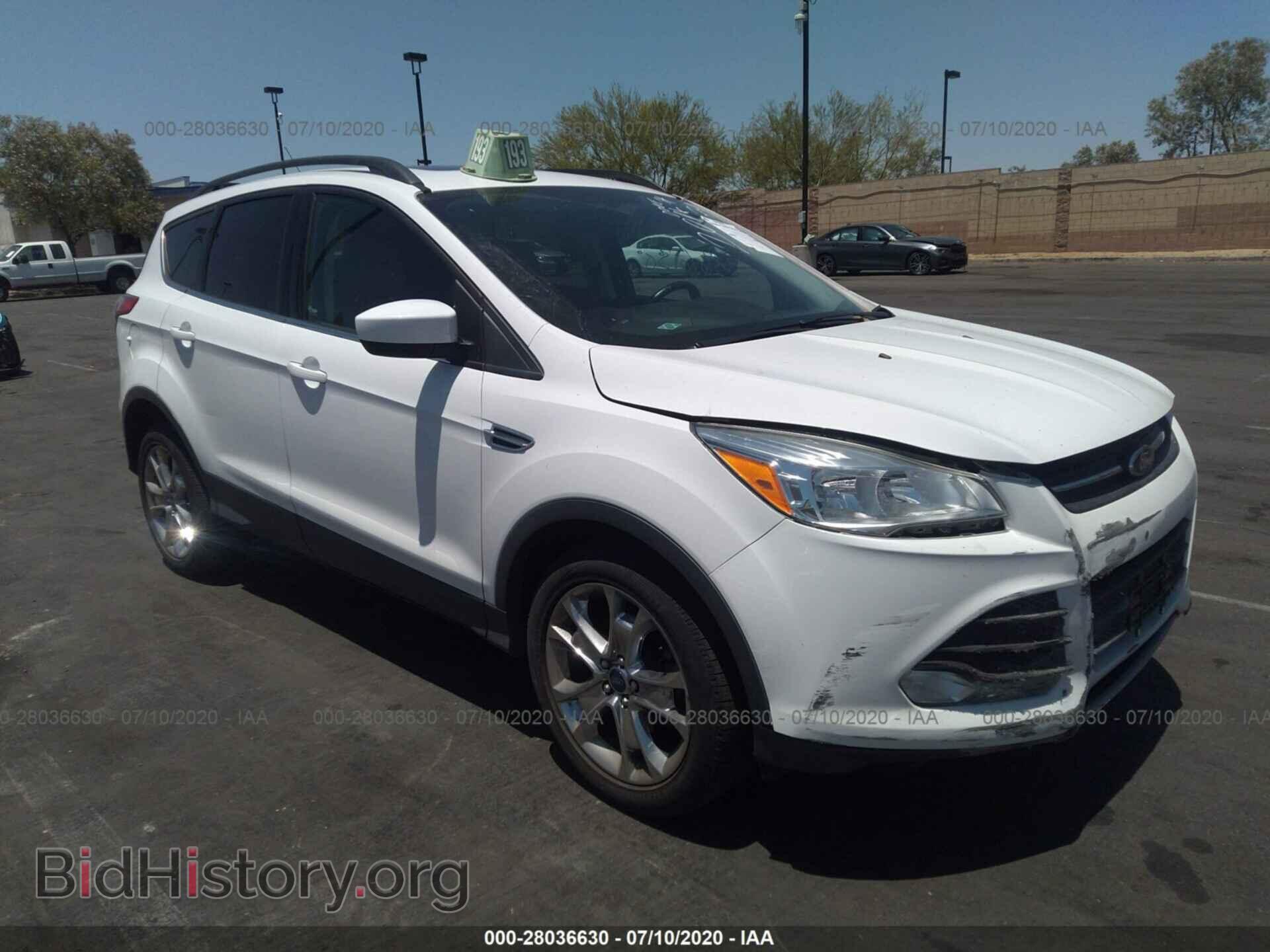 Фотография 1FMCU0GX3FUB07304 - FORD ESCAPE 2015