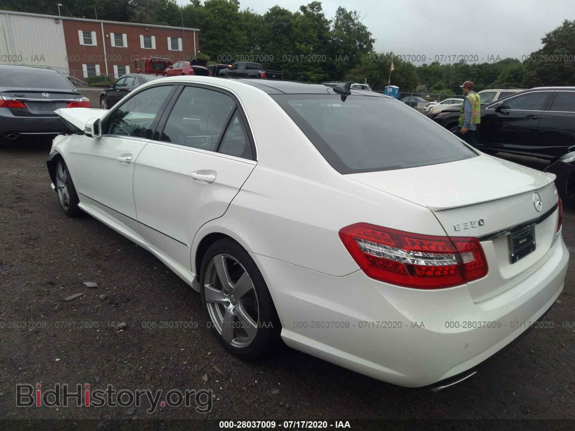 2011 MERCEDES-BENZ E-CLASS - VIN: WDDHF8HB7BA486170 - Фото 3