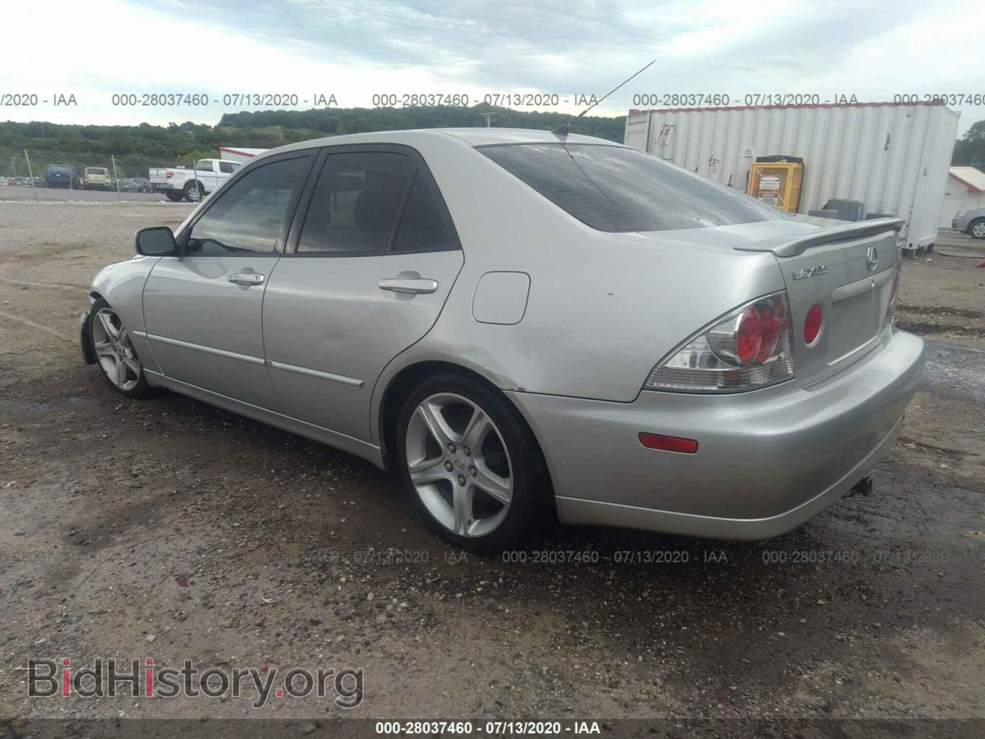 2002 LEXUS IS 300 - VIN: JTHBD192X20051319 - Фото 3
