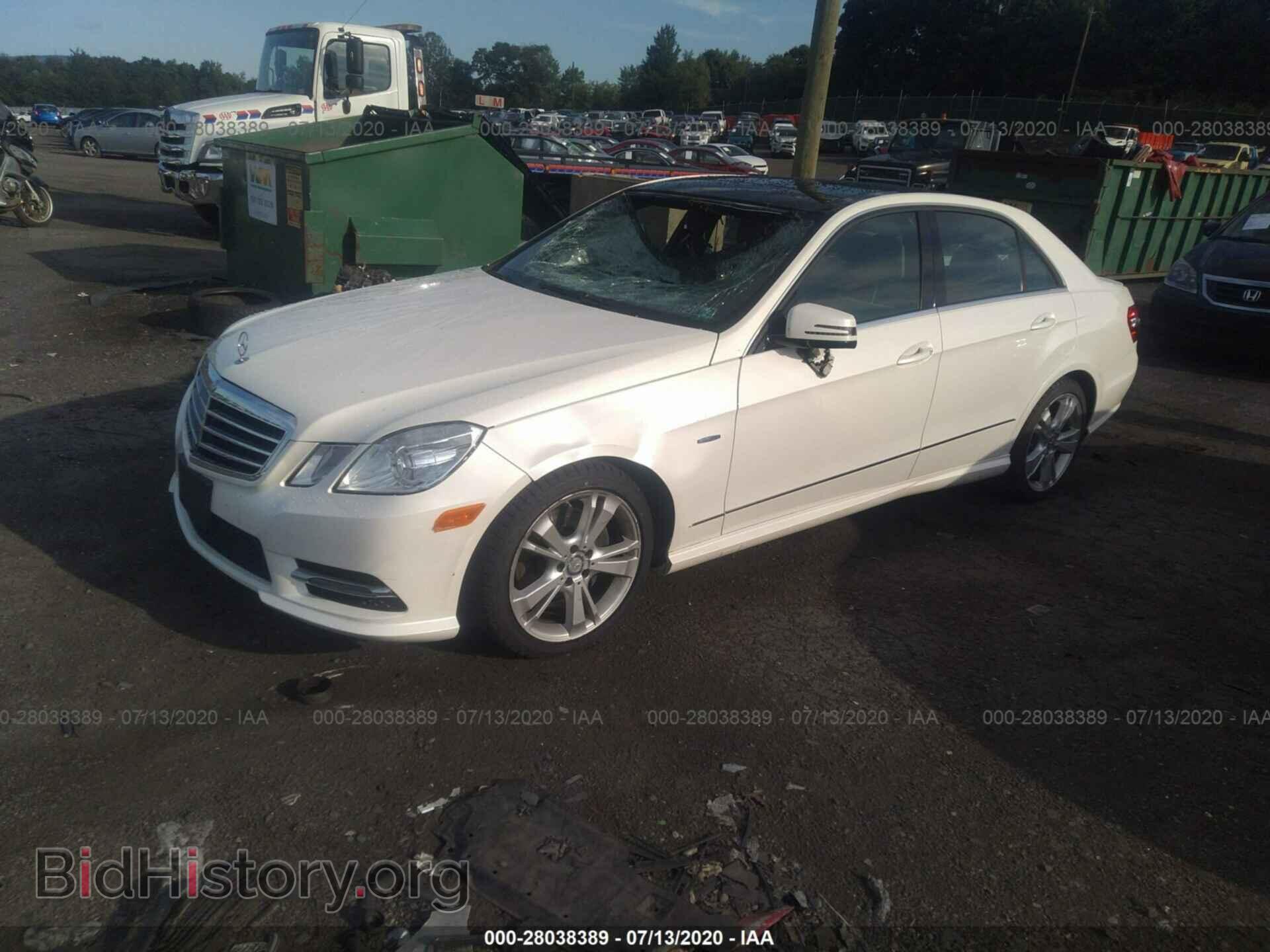 2012 MERCEDES-BENZ E-CLASS - VIN: WDDHF8JB3CA611807 - Photo 2