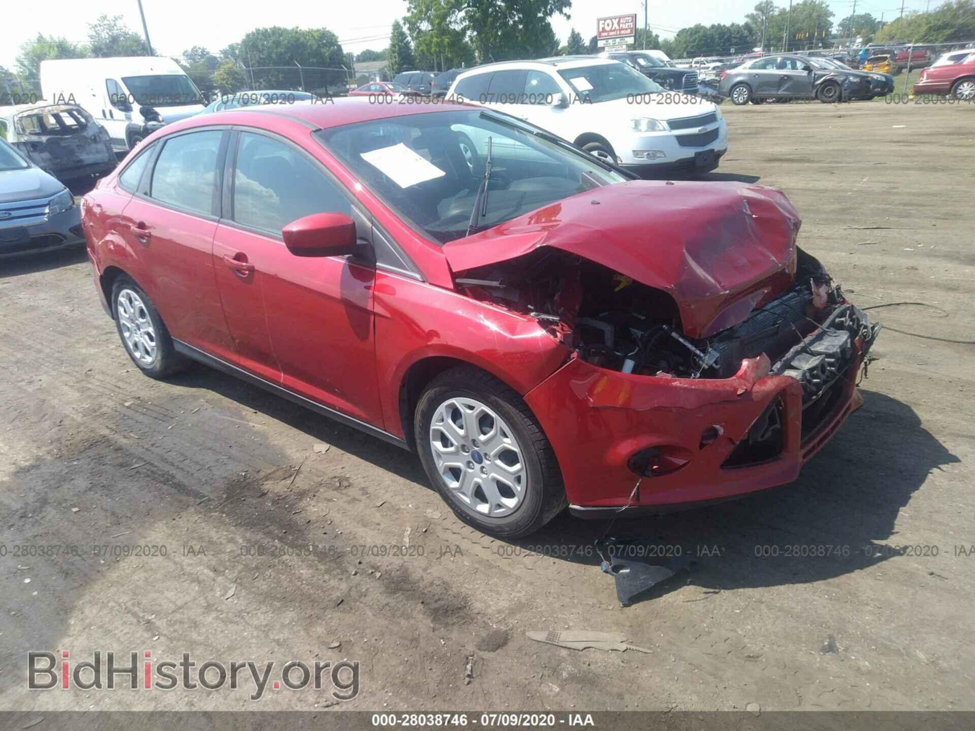 Photo 1FAHP3F23CL448587 - FORD FOCUS 2012