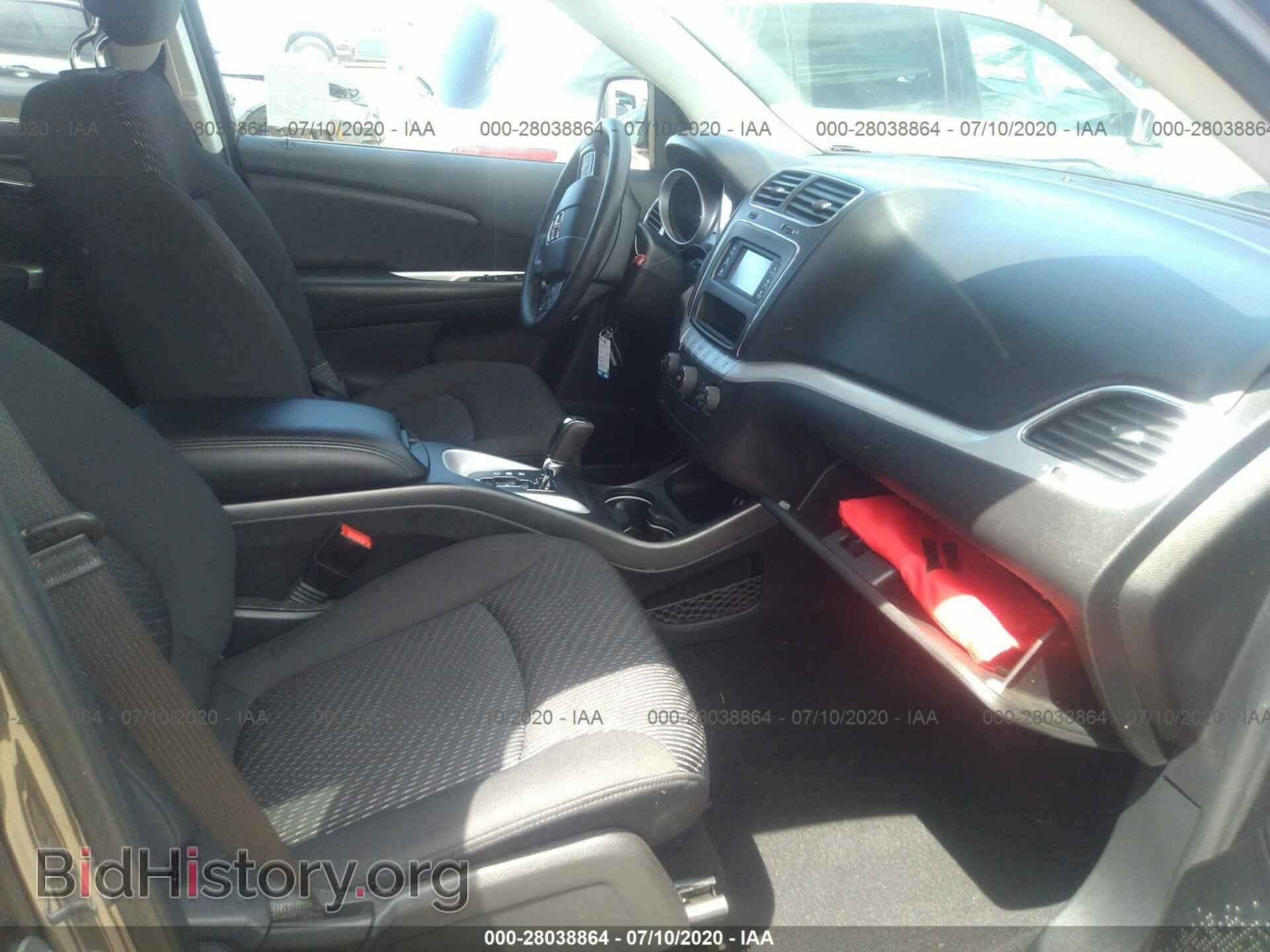 2018 DODGE JOURNEY - VIN: 3C4PDCAB9JT535823 - Фото 5