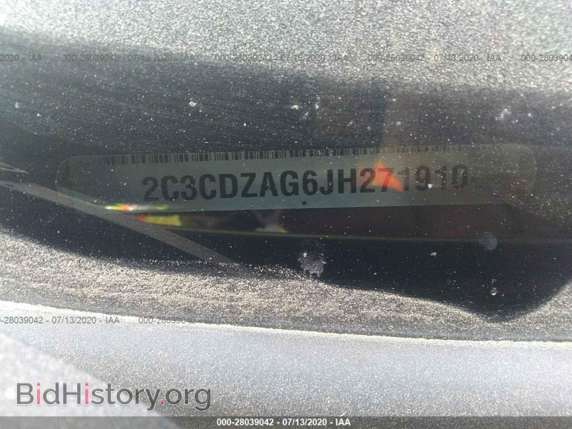 2018 DODGE CHALLENGER - VIN: 2C3CDZAG6JH271910 - Photo 9