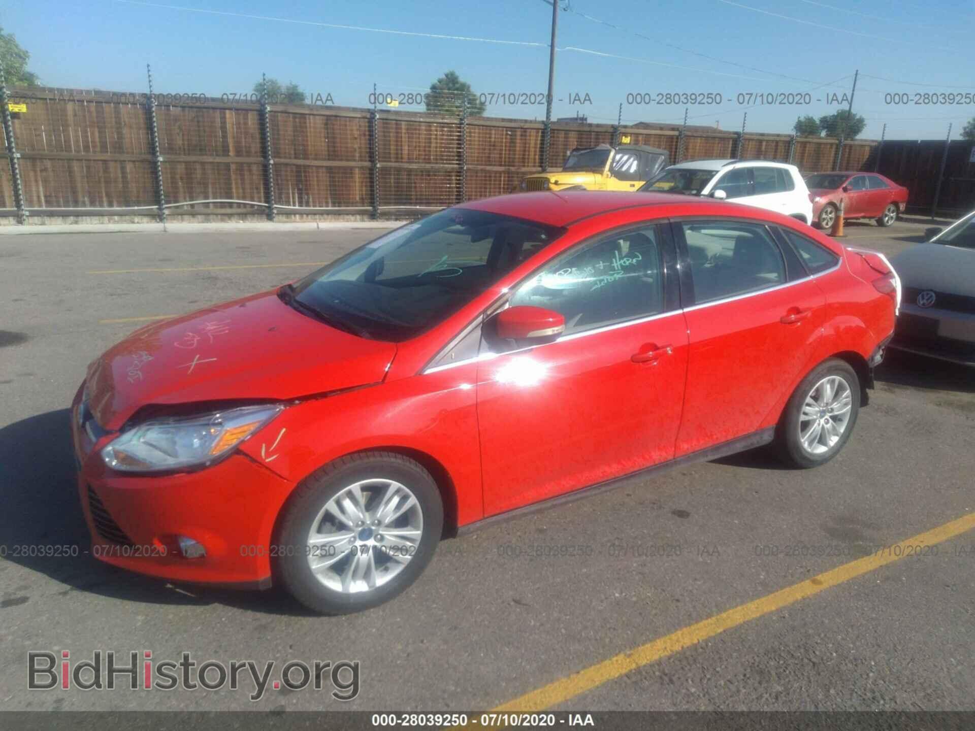 2012 FORD FOCUS - VIN: 1FAHP3H22CL180158 - Photo 2
