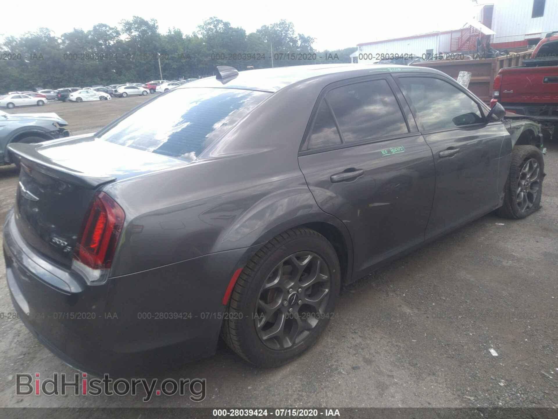 2015 CHRYSLER 300 - VIN: 2C3CCAGG7FH763767 - Photo 4