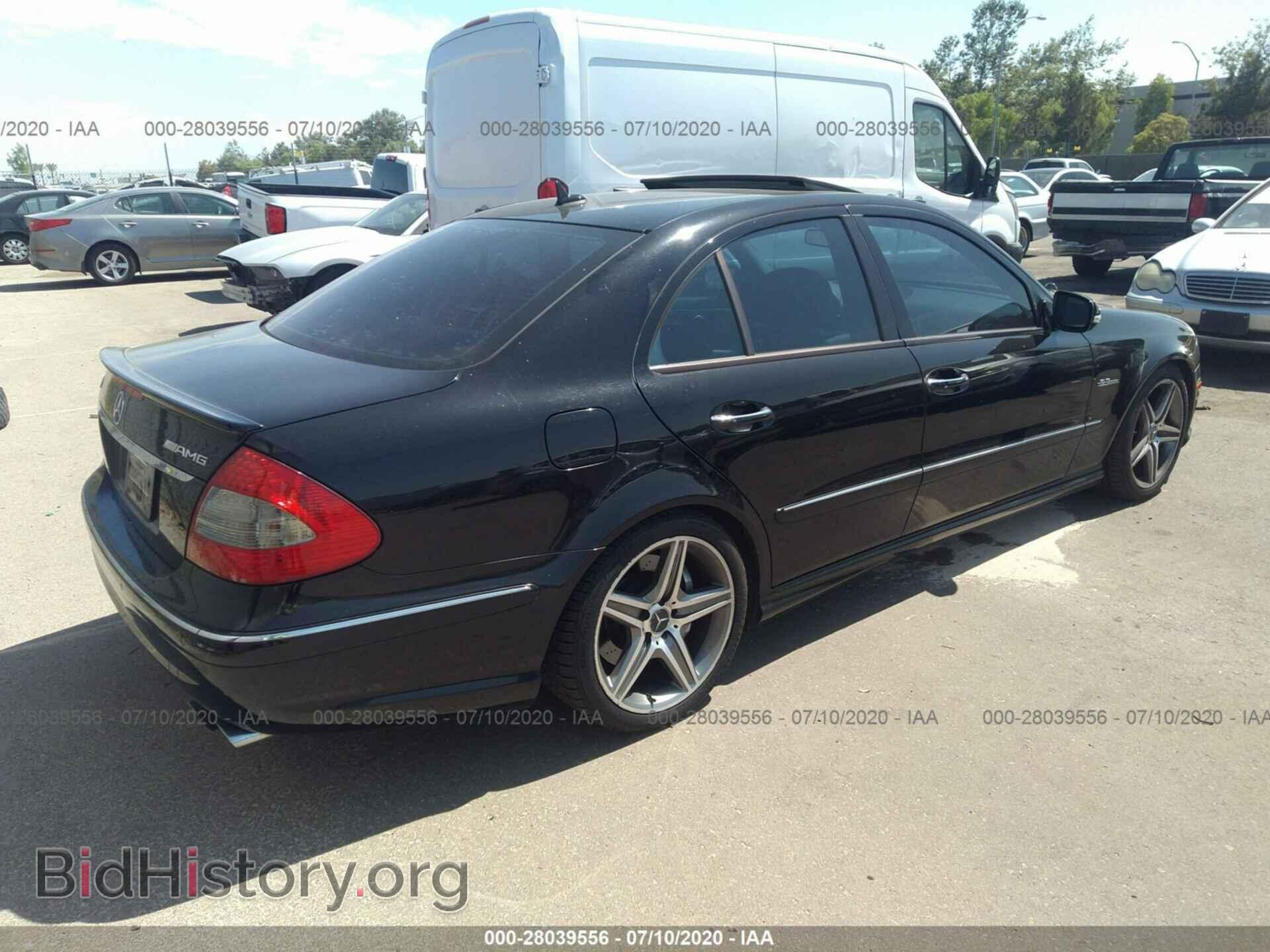 2007 MERCEDES-BENZ E-CLASS - VIN: WDBUF77X07B041950 - Фото 4