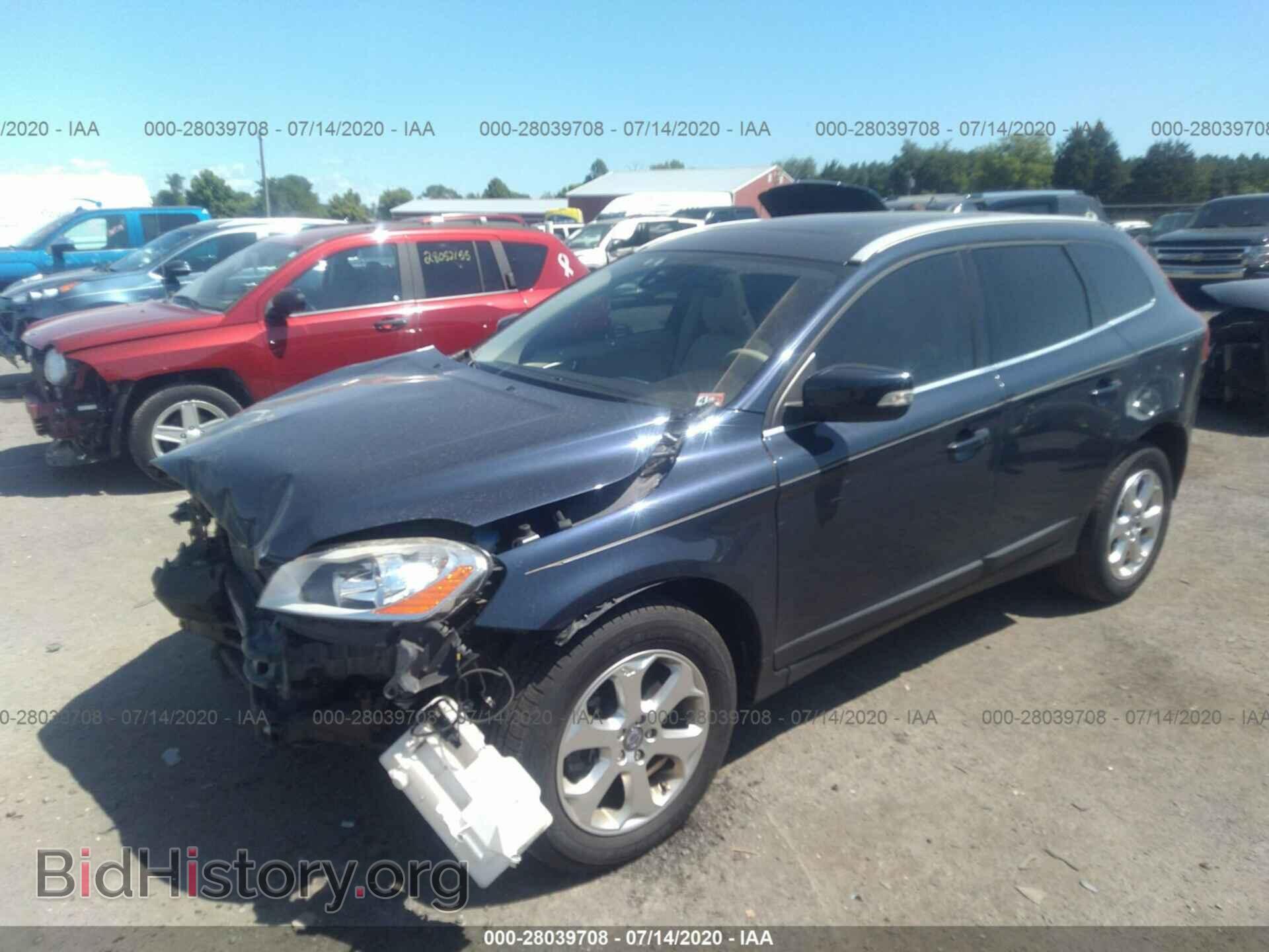 2013 VOLVO XC60 - VIN: YV4940DZ2D2428535 - Фото 2