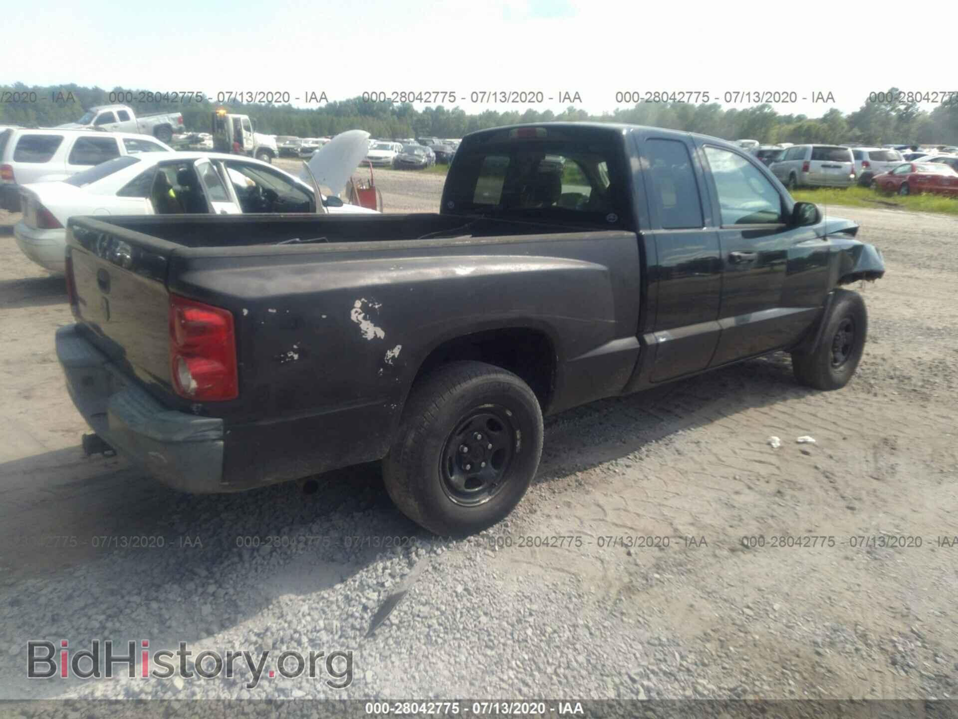 2005 DODGE DAKOTA - VIN: 1D7HE22K75S133239 - Фото 4